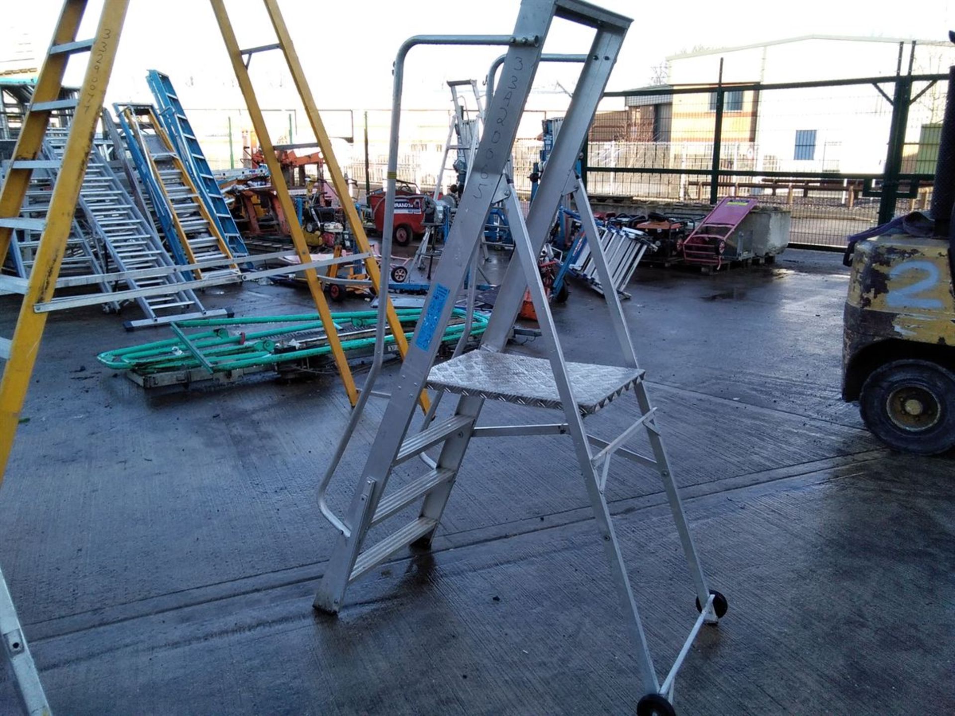 Aluminium 4 Rung Step Ladder