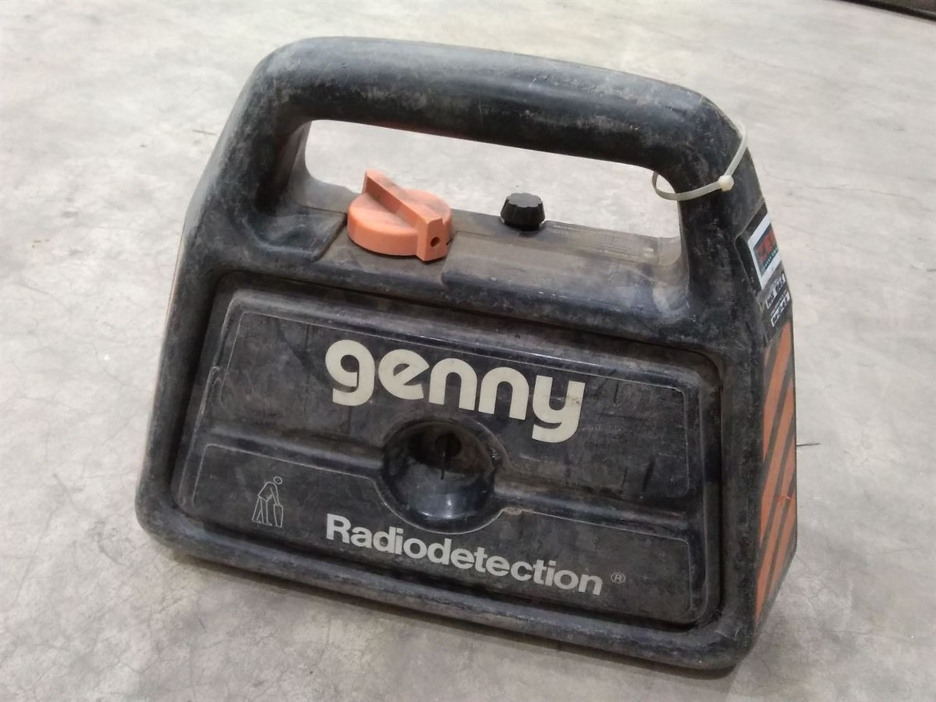 Genny Radio Detector