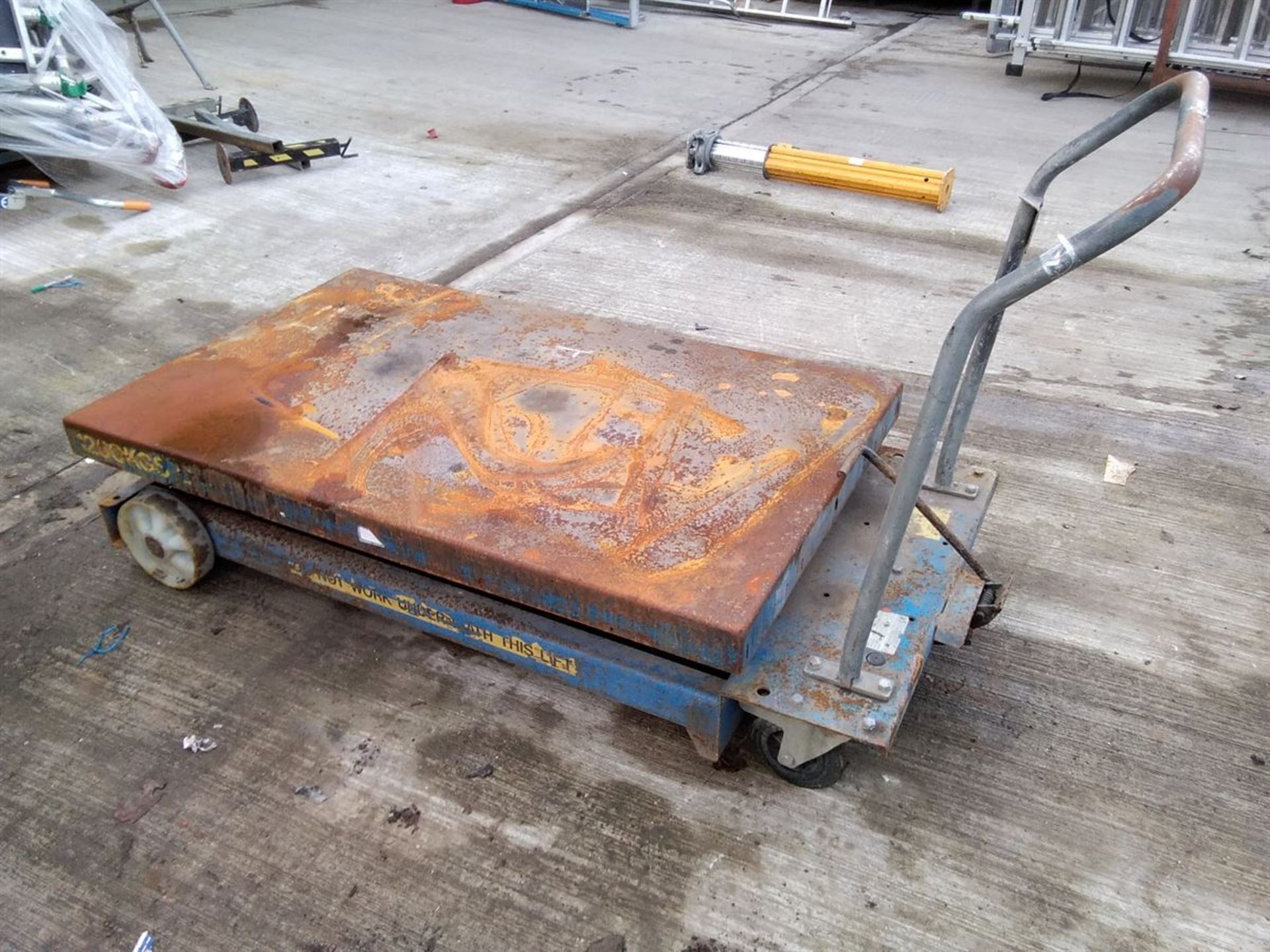 Mobile Hydraulic Table Lift 1250kgs - Image 2 of 2