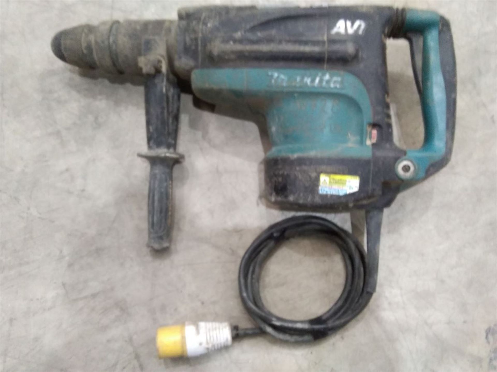 Makita AVT HR5211C Demolition Drill - 110V