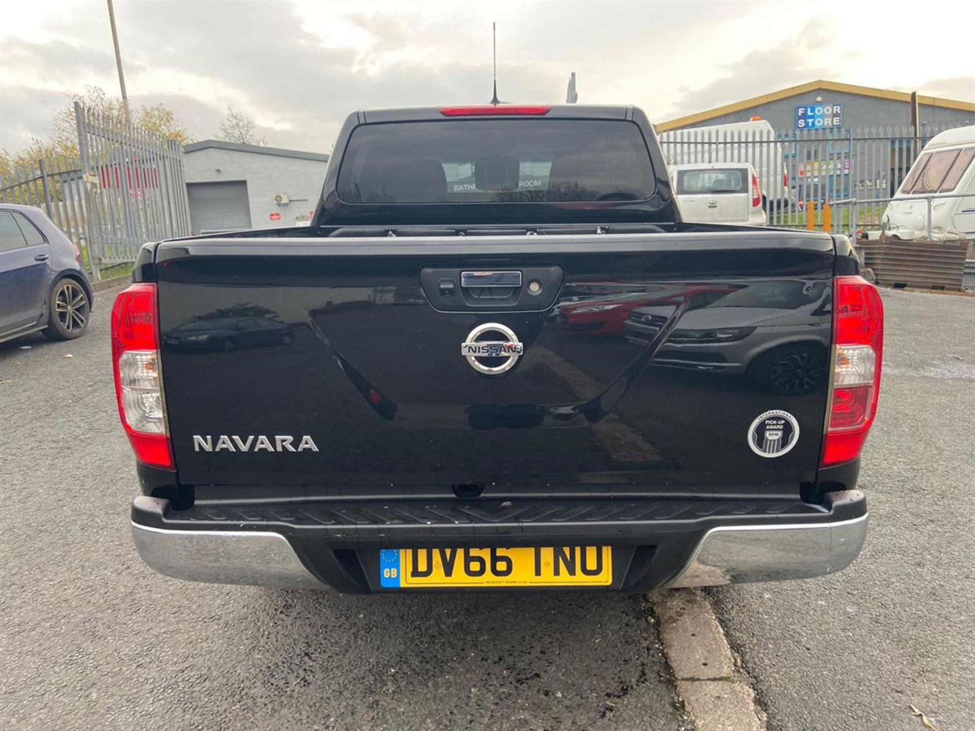 2016/66 NISSAN Navara Pickup N-Connecta DCI 190 BiTurbo Auto N-Connecta (2016/66) - Image 6 of 13