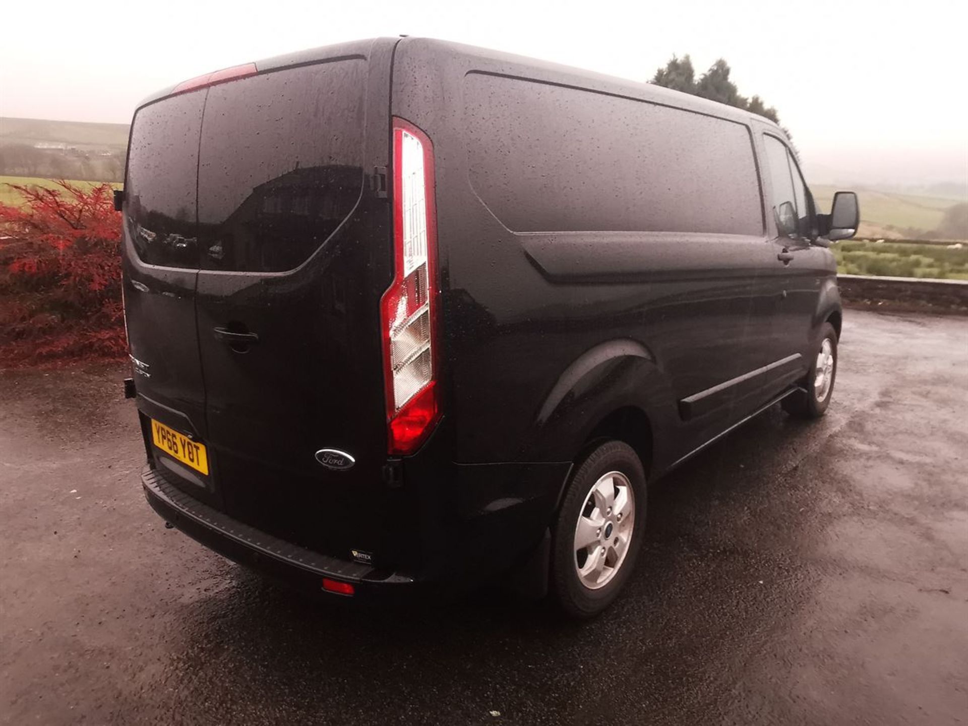 16/66 FORD TRANSIT CUSTOM 290 L1 DIES 2.0 TDCI 170PS HIGH ROOF LIMITED (1996 cc) - Image 3 of 13