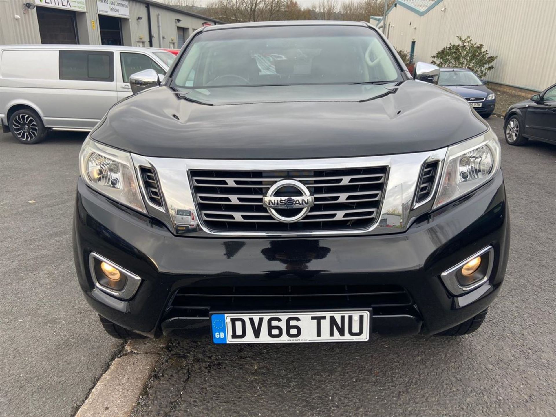 2016/66 NISSAN Navara Pickup N-Connecta DCI 190 BiTurbo Auto N-Connecta (2016/66) - Image 2 of 13