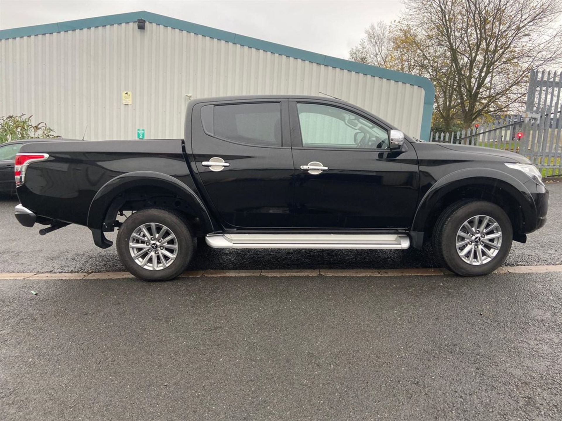 2018/68 Mitsubishi L200 Pickup DI-D 154 Barbarian - Image 9 of 14