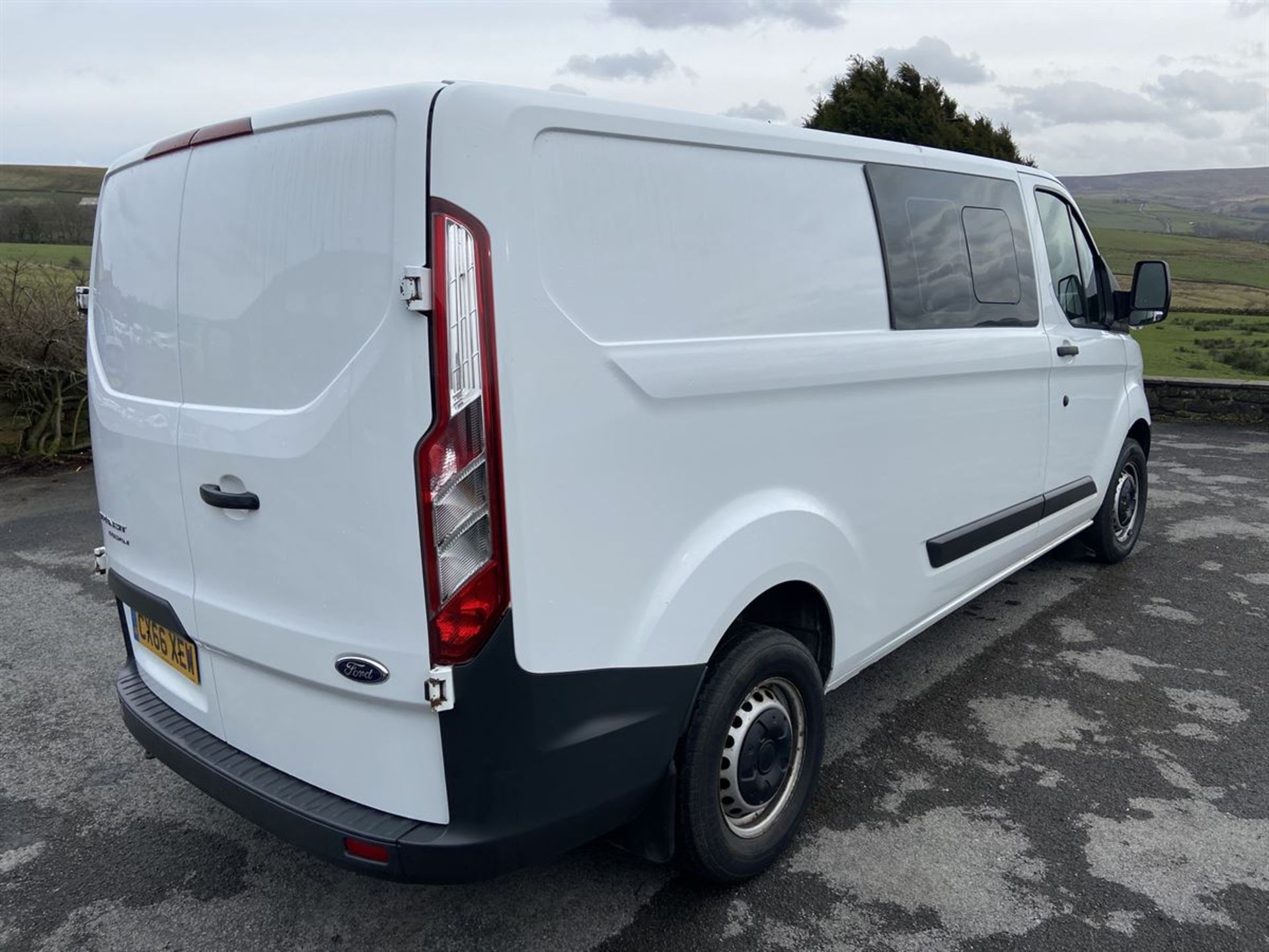 2016/66 FORD TRANSIT CUSTOM 310 L2 DIES 2.0 TDCI 130PS LOW ROOF D/CAB VAN (1996 cc) - Image 3 of 13