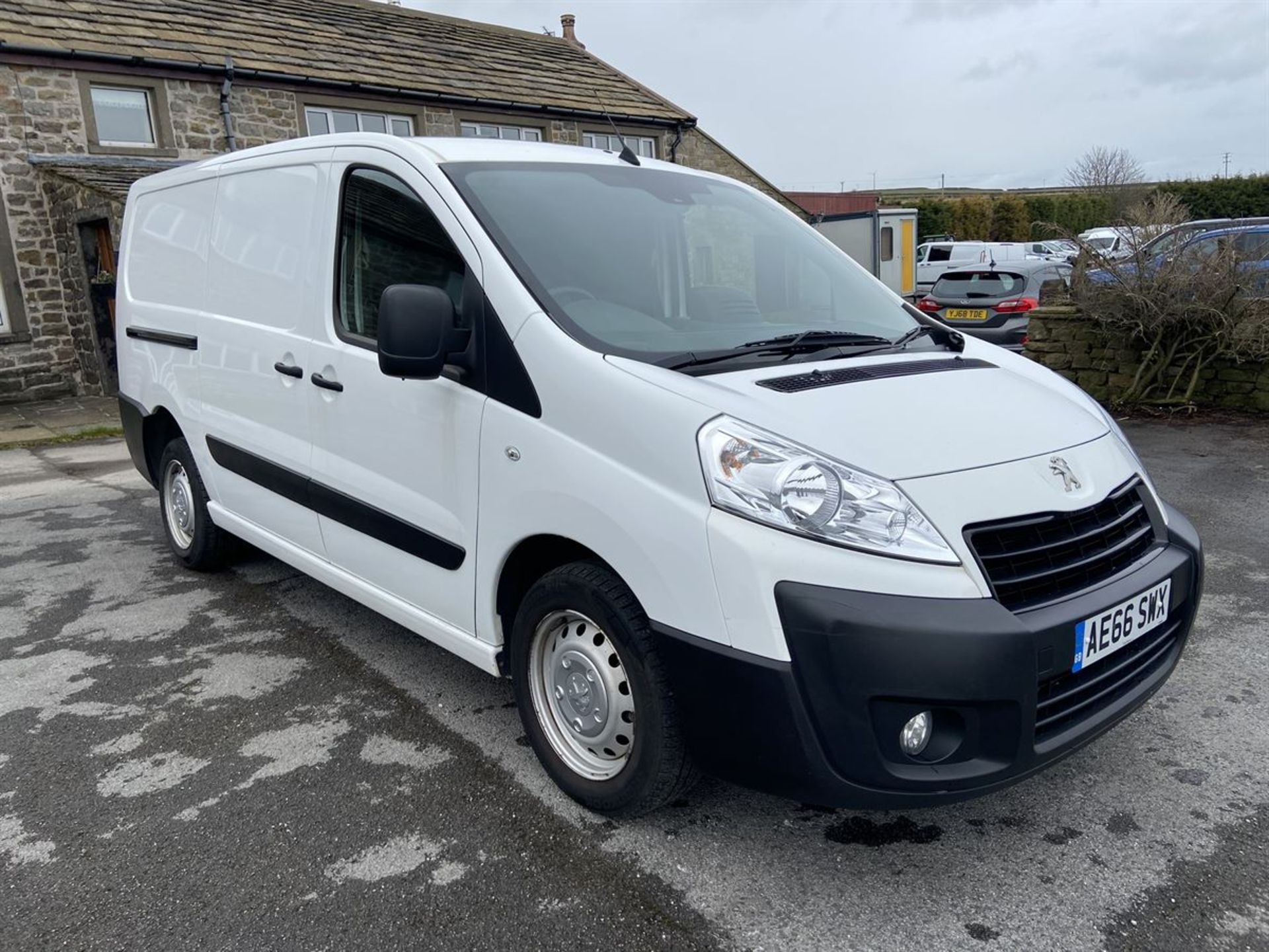 2016/66 PEUGEOT EXPERT L2 DIESEL 1200 1.6 HDI 90 H1 VAN (1560 cc)