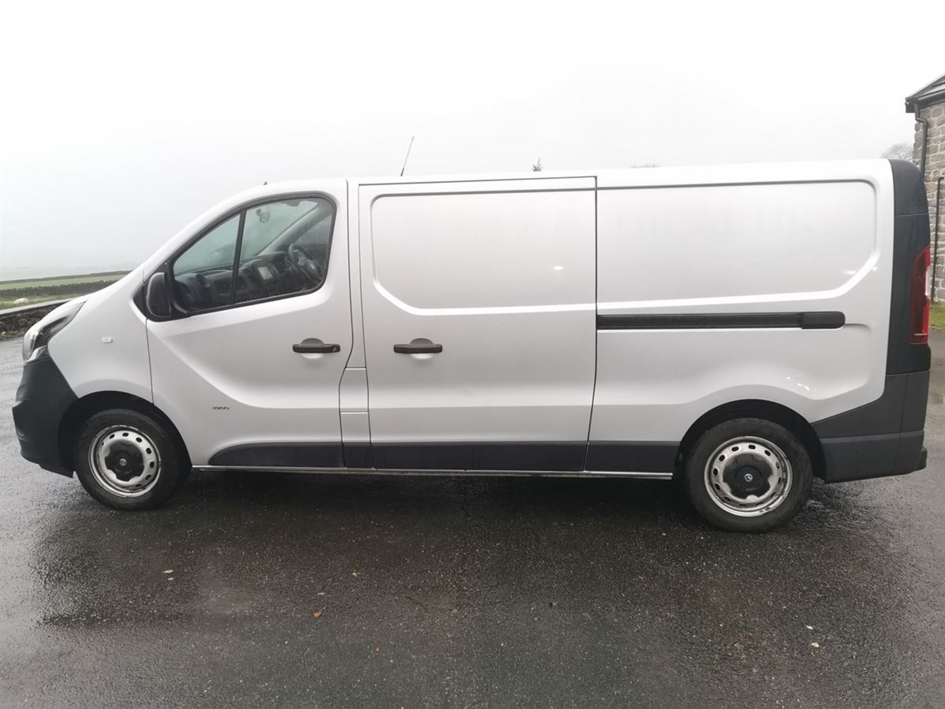 16/16 VAUXHALL VIVARO L2 DIESEL 2900 1.6CDTI BITURBO 120PS ECOFLE (1598 cc) - Image 6 of 13