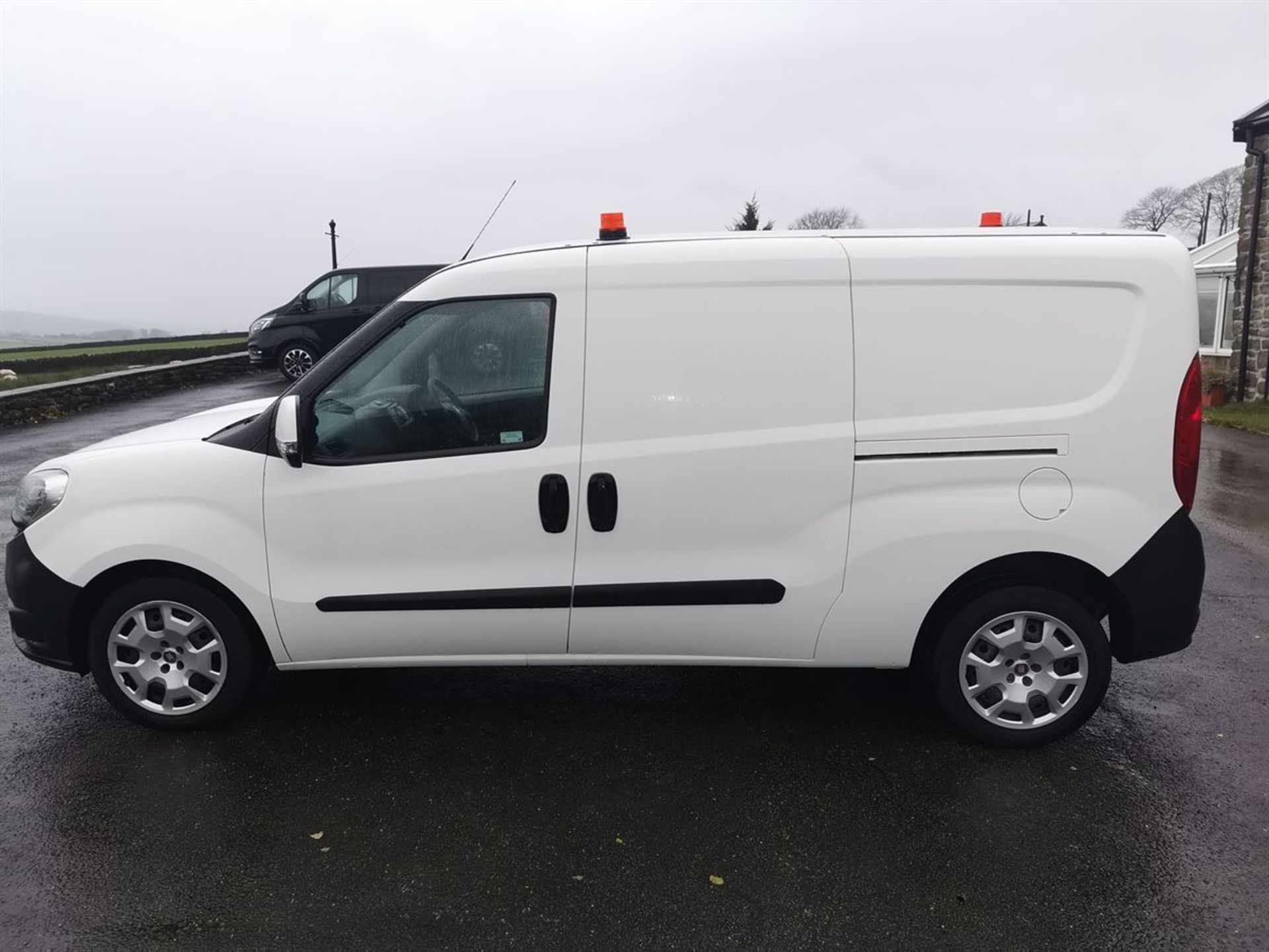 15/15 FIAT DOBLO CARGO MAXI LWB DIESE 1.6 MULTIJET 16V SX VAN START STO (1598 cc) - Image 6 of 14