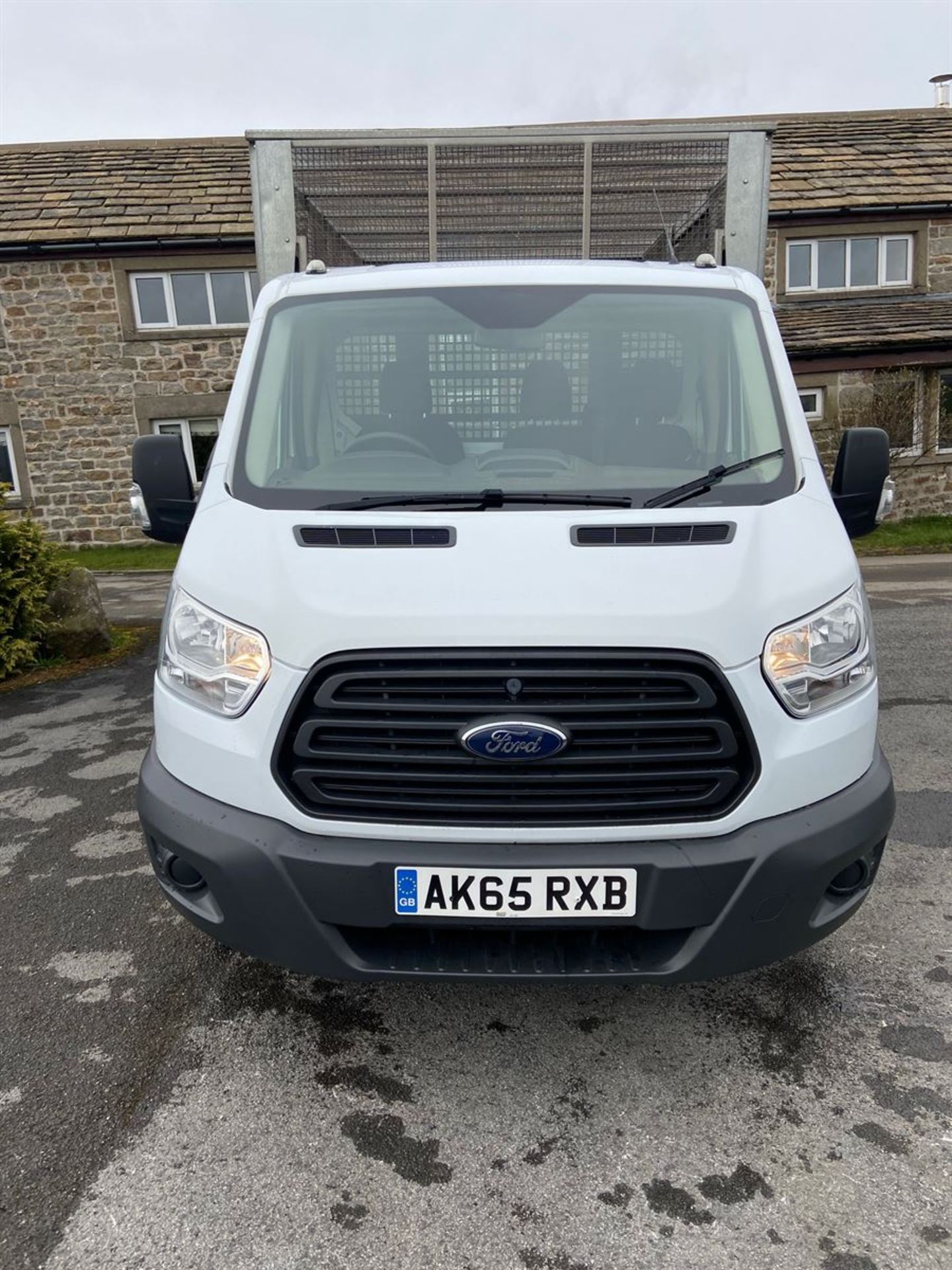 2015/65 FORD TRANSIT 350 TIPPER L2 DIESEL RWD 2.2 TDCI 125PS CHASSIS CAB (2198 cc) - Image 8 of 11