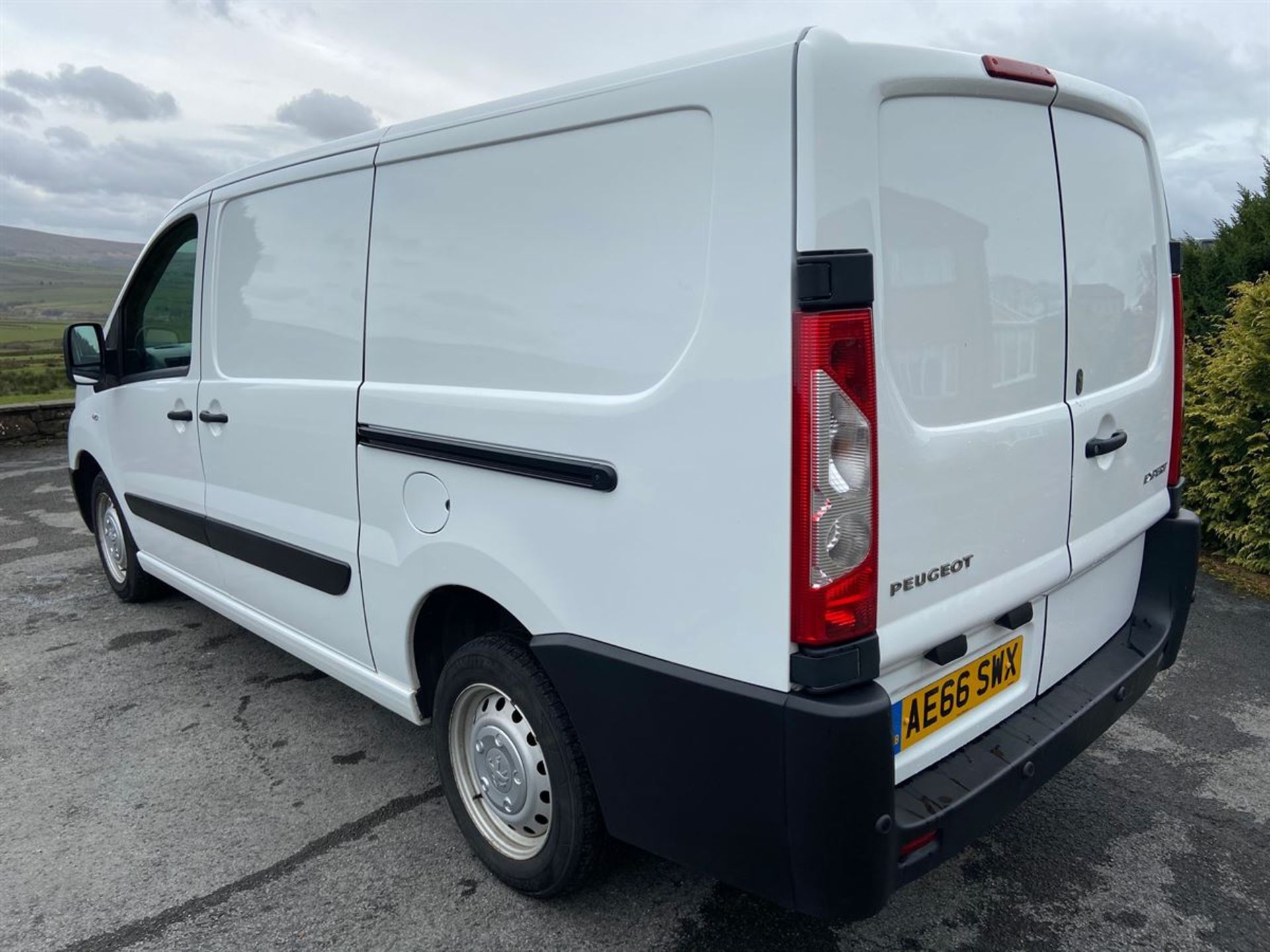 2016/66 PEUGEOT EXPERT L2 DIESEL 1200 1.6 HDI 90 H1 VAN (1560 cc) - Image 5 of 13