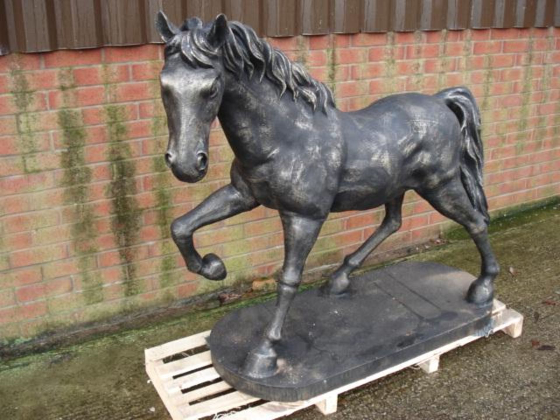 MASSIVE CRATED CAST IRON HORSE ON PLINTH