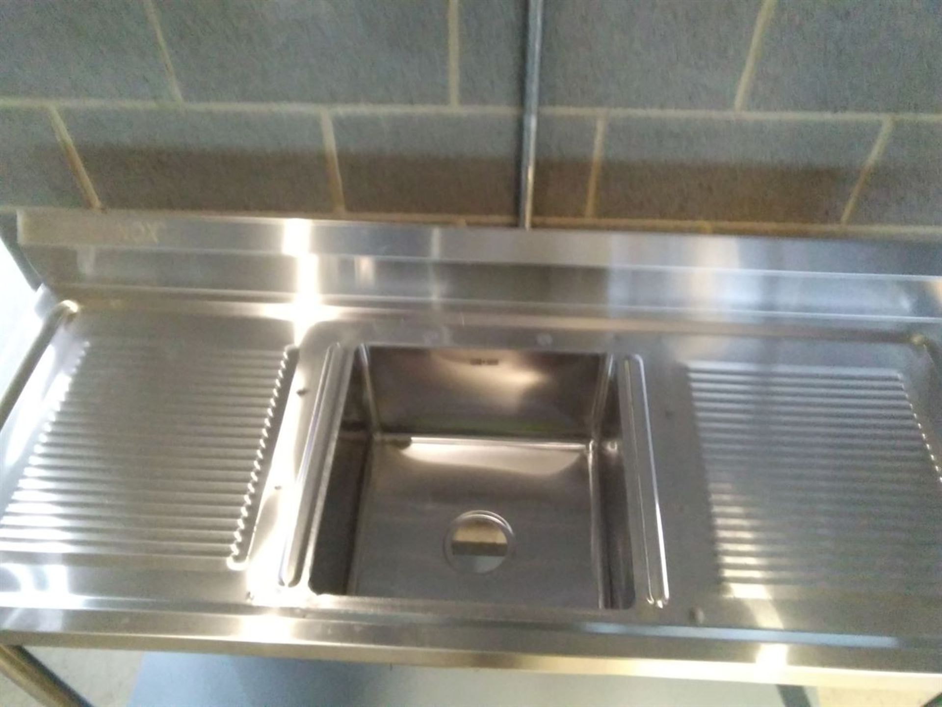 Diaminox Stainless Steel Sink. 1500 x 600 x 990mm - Image 3 of 4