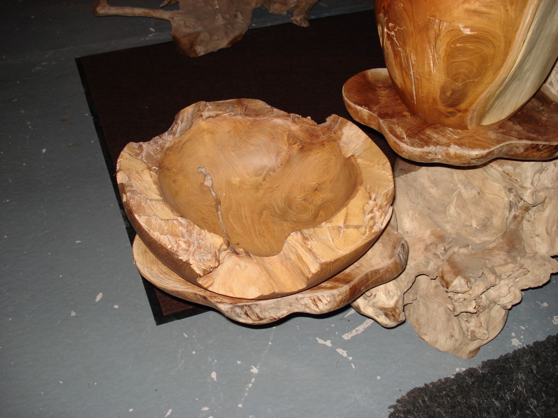 HEAVY SOLID TEAK DRIFTWOOD BOWL