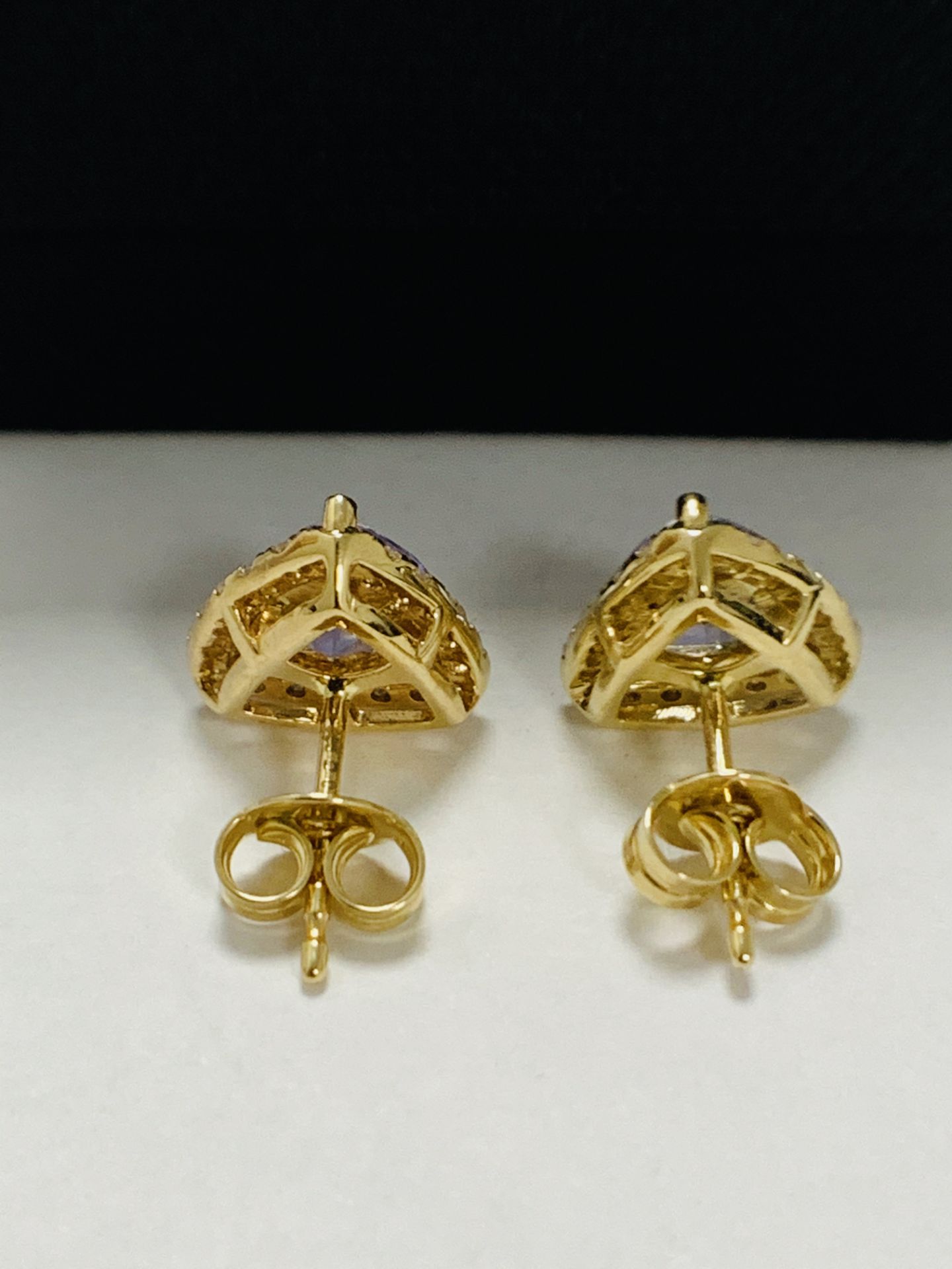 14ct Yellow Gold Tanzanite and Diamond stud Earrings - Image 8 of 11