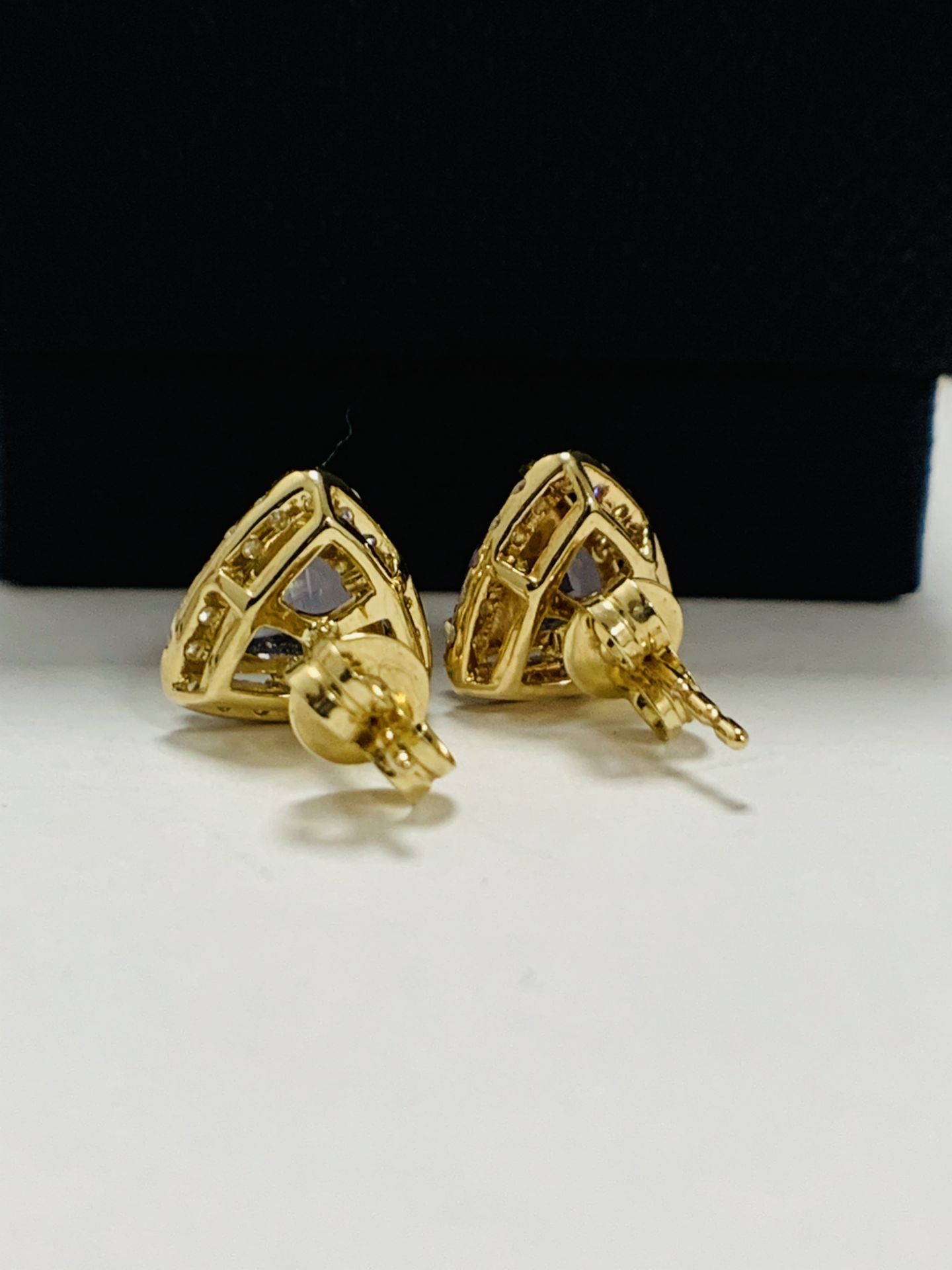 14ct Yellow Gold Tanzanite and Diamond stud Earrings - Image 5 of 11
