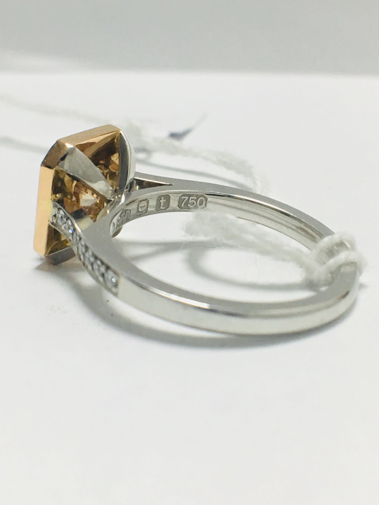 1.33ct fancy pink Diamond Ring - Image 5 of 12