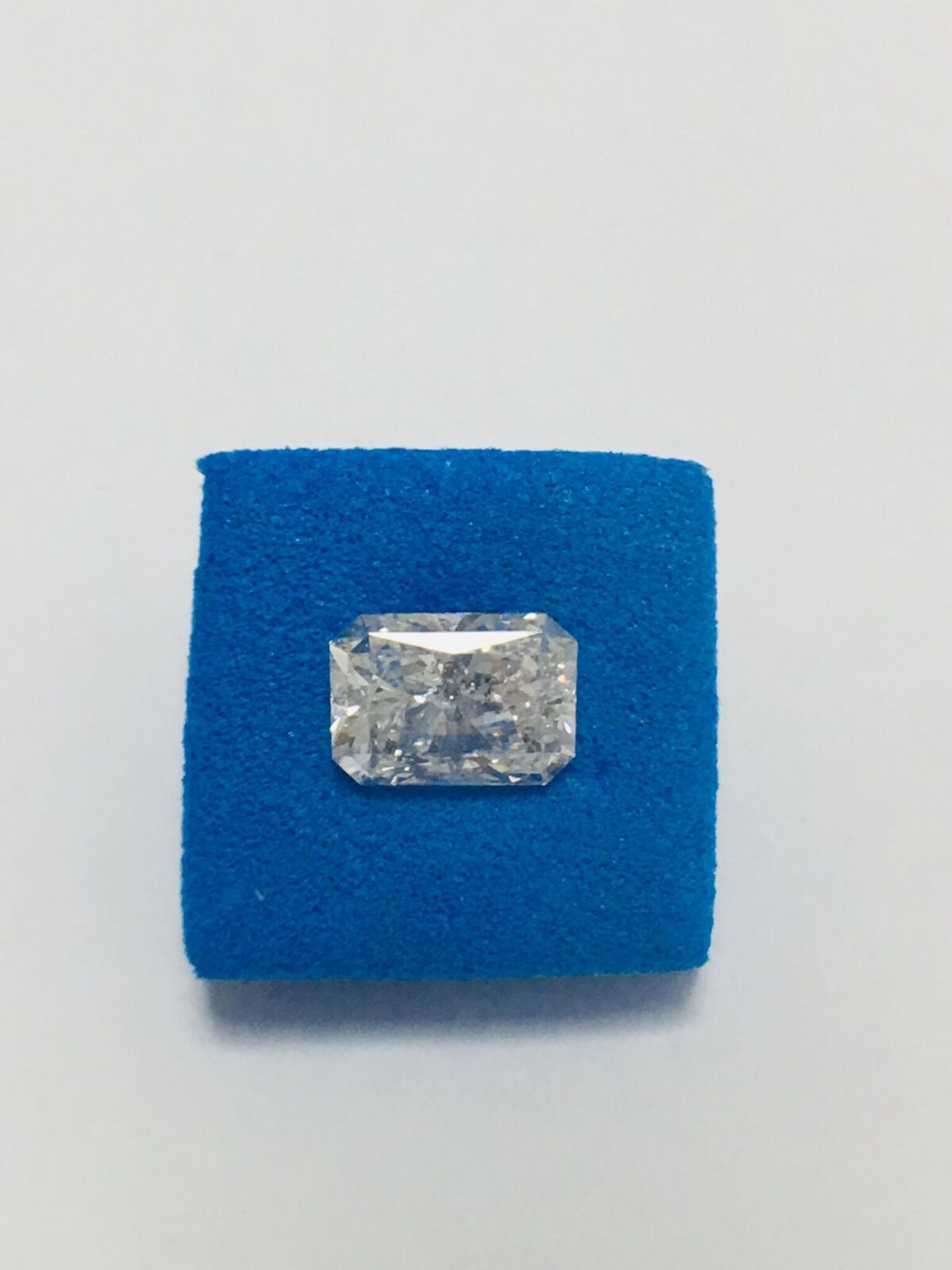 1.08ct Radiant cut natural Diamond