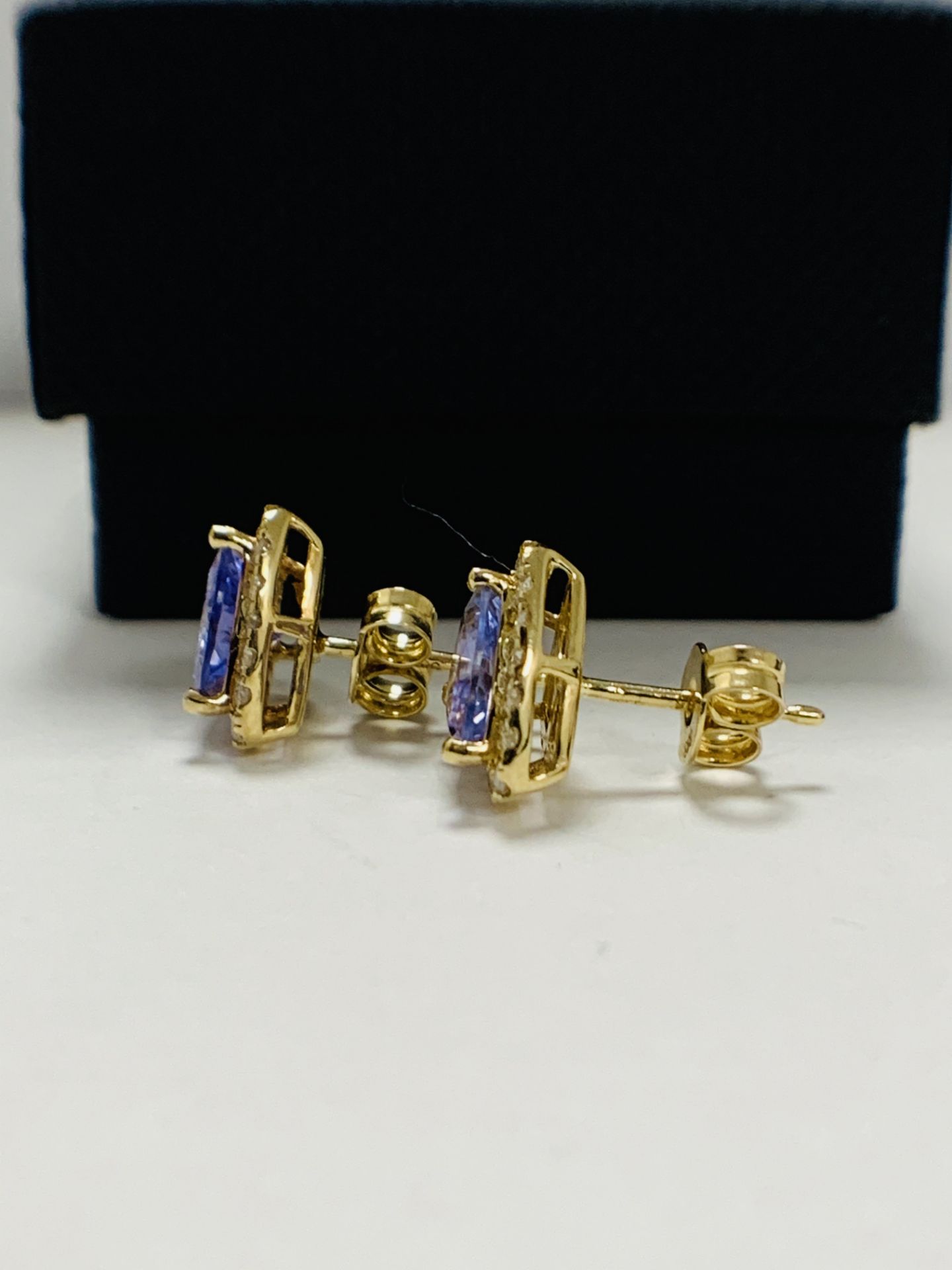 14ct Yellow Gold Tanzanite and Diamond stud Earrings - Image 3 of 11