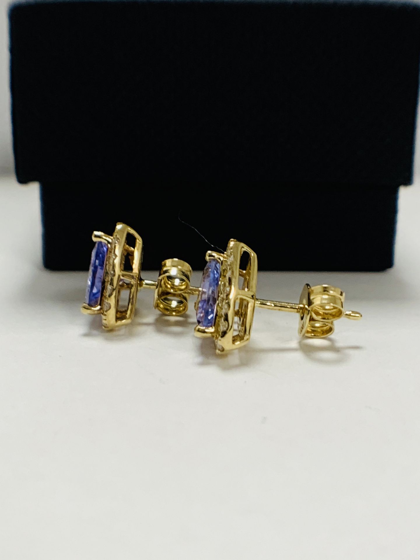 14ct Yellow Gold Tanzanite and Diamond stud Earrings - Image 4 of 11