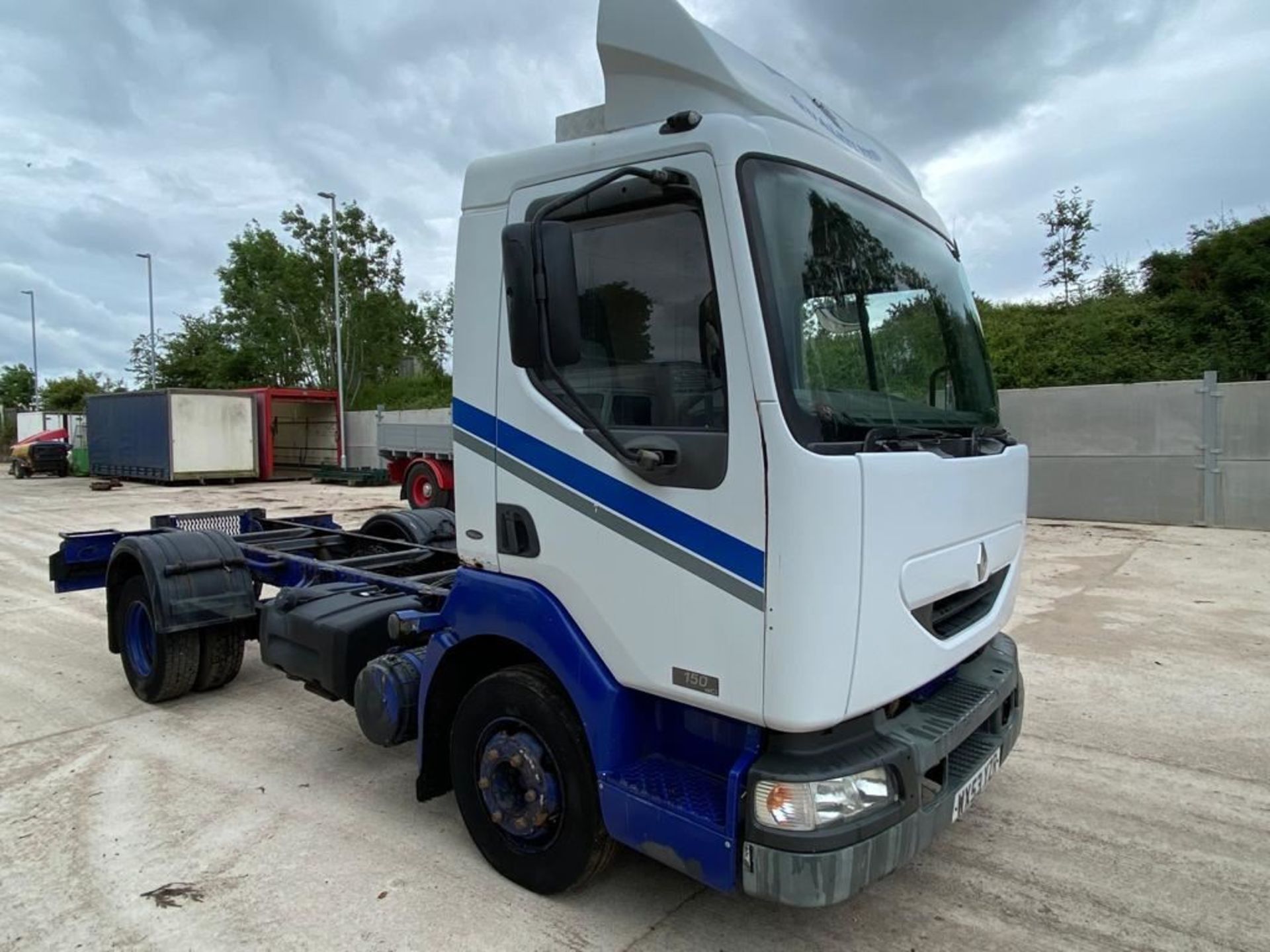 2003/53 Renault Midlum 2 Axle Rigid Body, [059370] Serial/Reg Number: WX53YZR Chassis/Frame Number