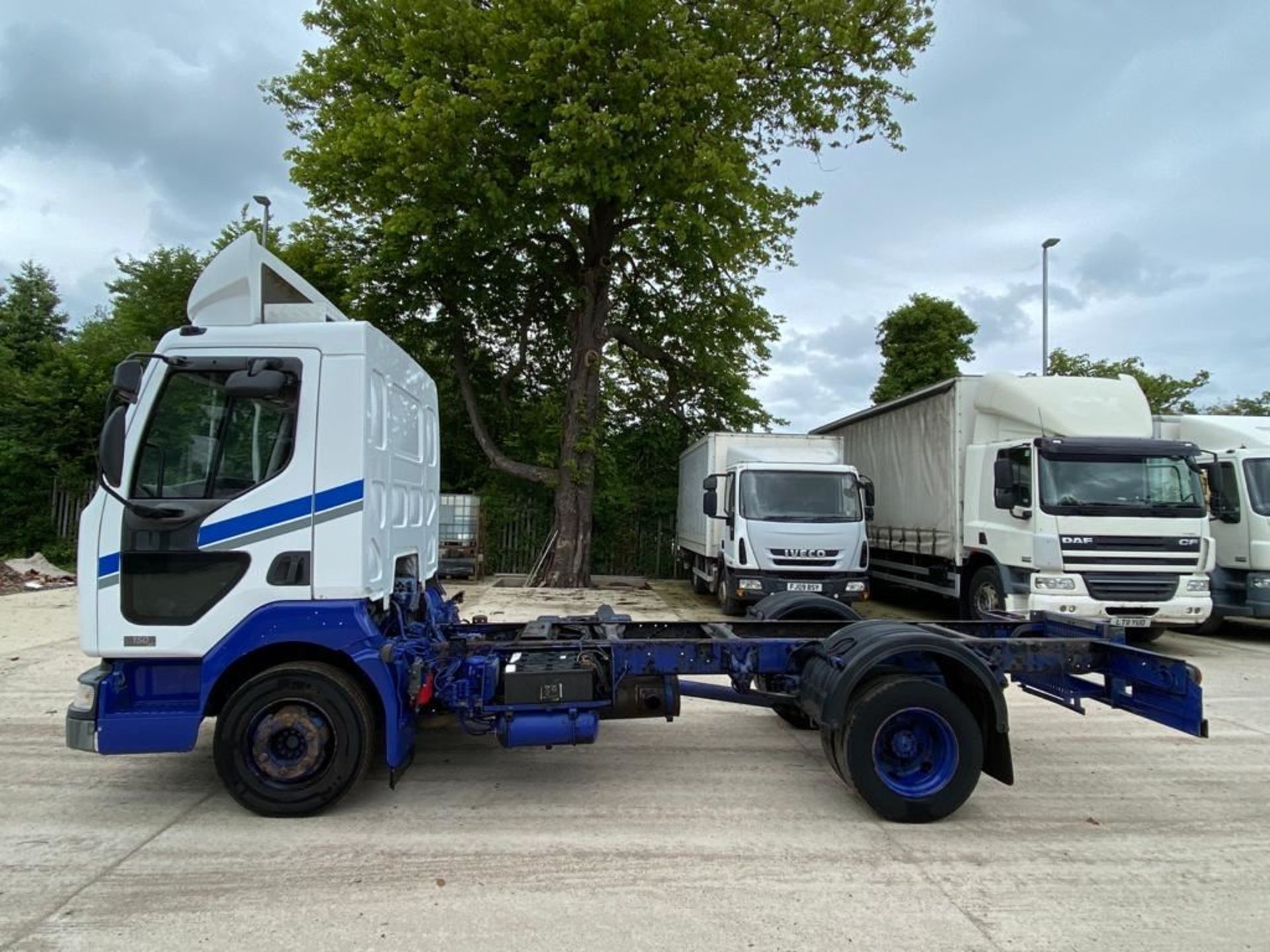 2003/53 Renault Midlum 2 Axle Rigid Body, [059370] Serial/Reg Number: WX53YZR Chassis/Frame Number - Image 4 of 14