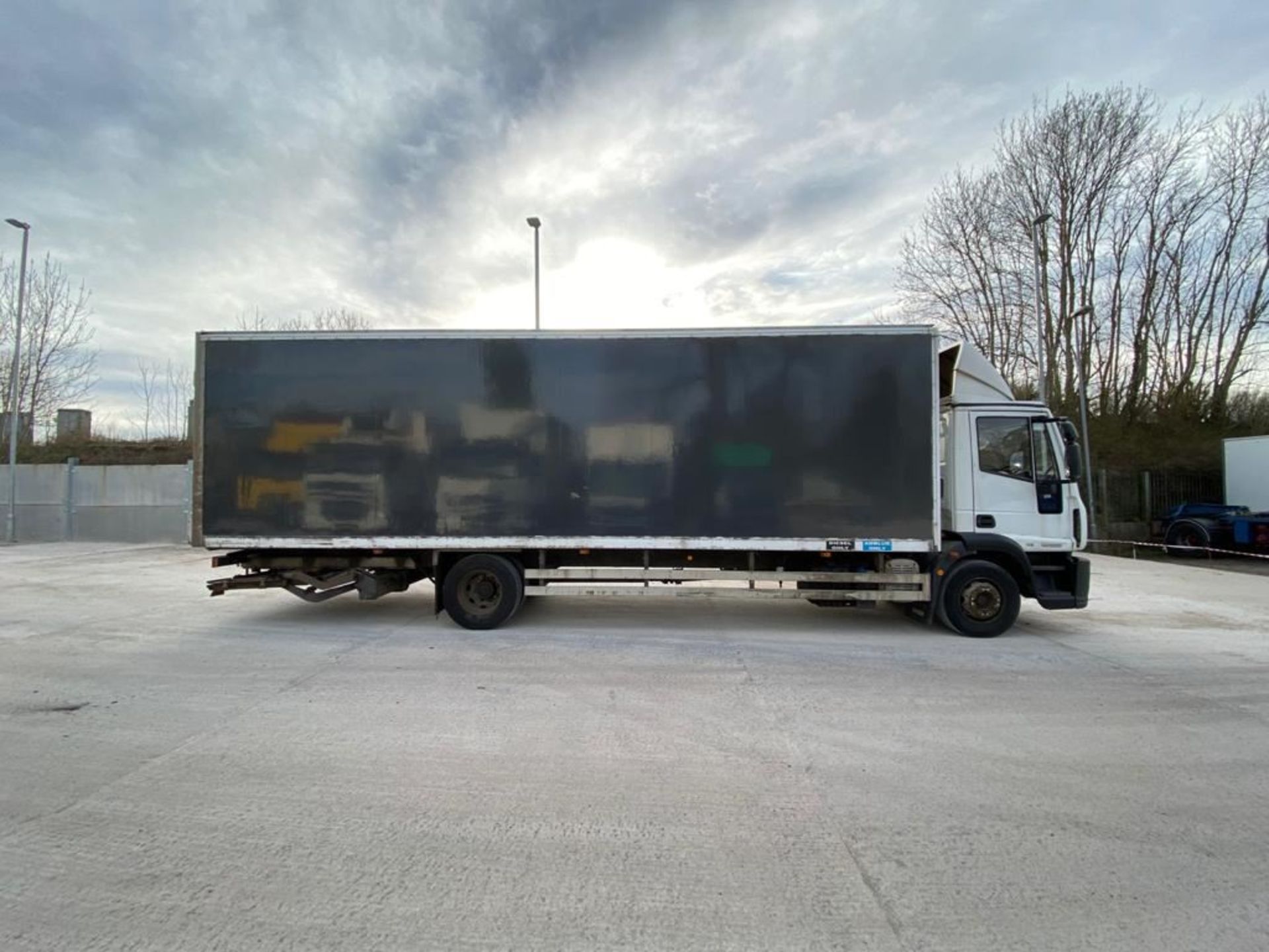 2009/09 IVECO Euro Cargo 140E22 14 Tonner, [059590] Serial/Reg Number: GN09 FPU - Image 4 of 14