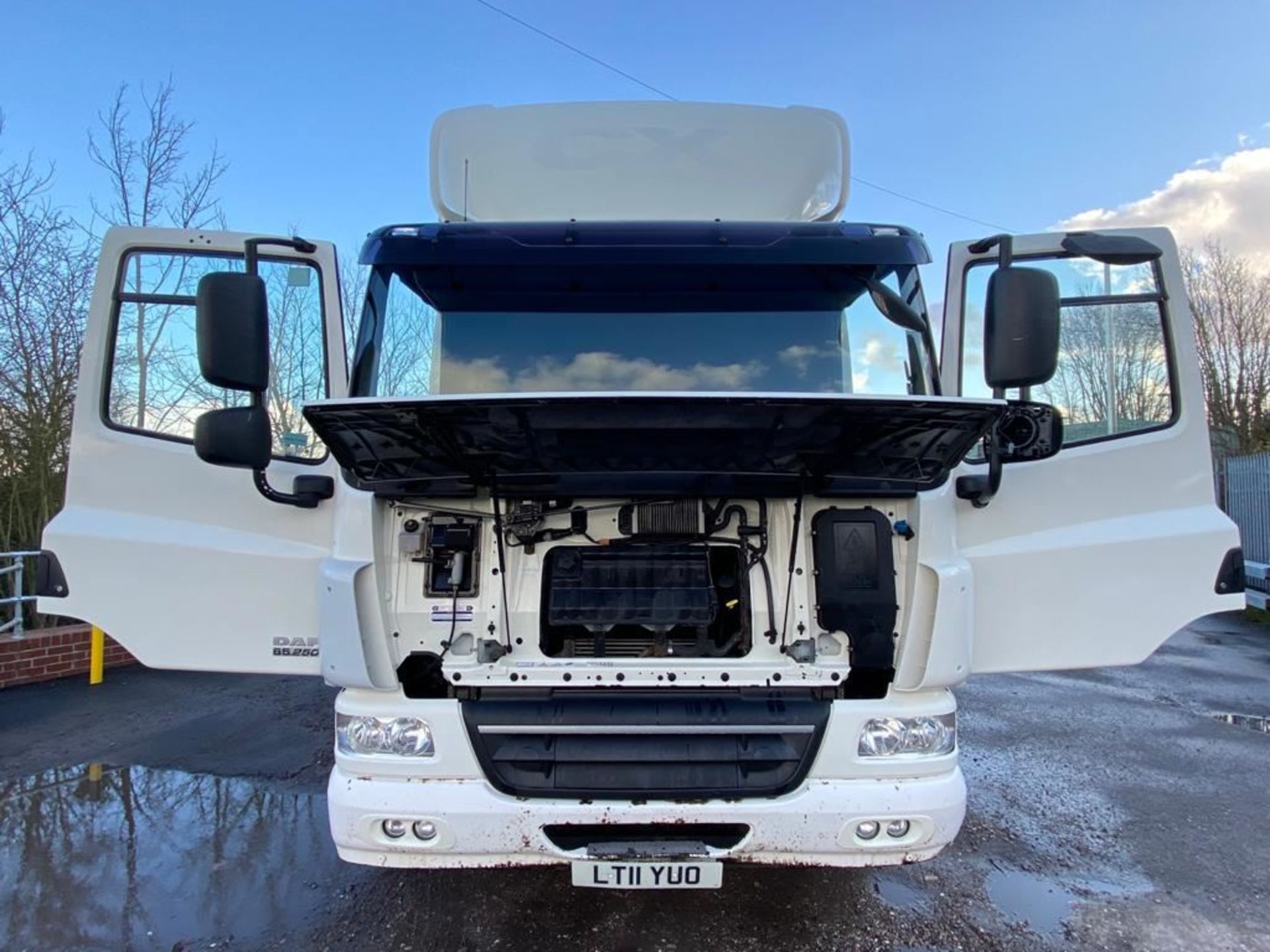 2011/11 DAF CF65 18-Ton Curtain Sider, [059584] Serial/Reg Number: LT11YUO Chassis/Frame Number: XL - Image 11 of 30