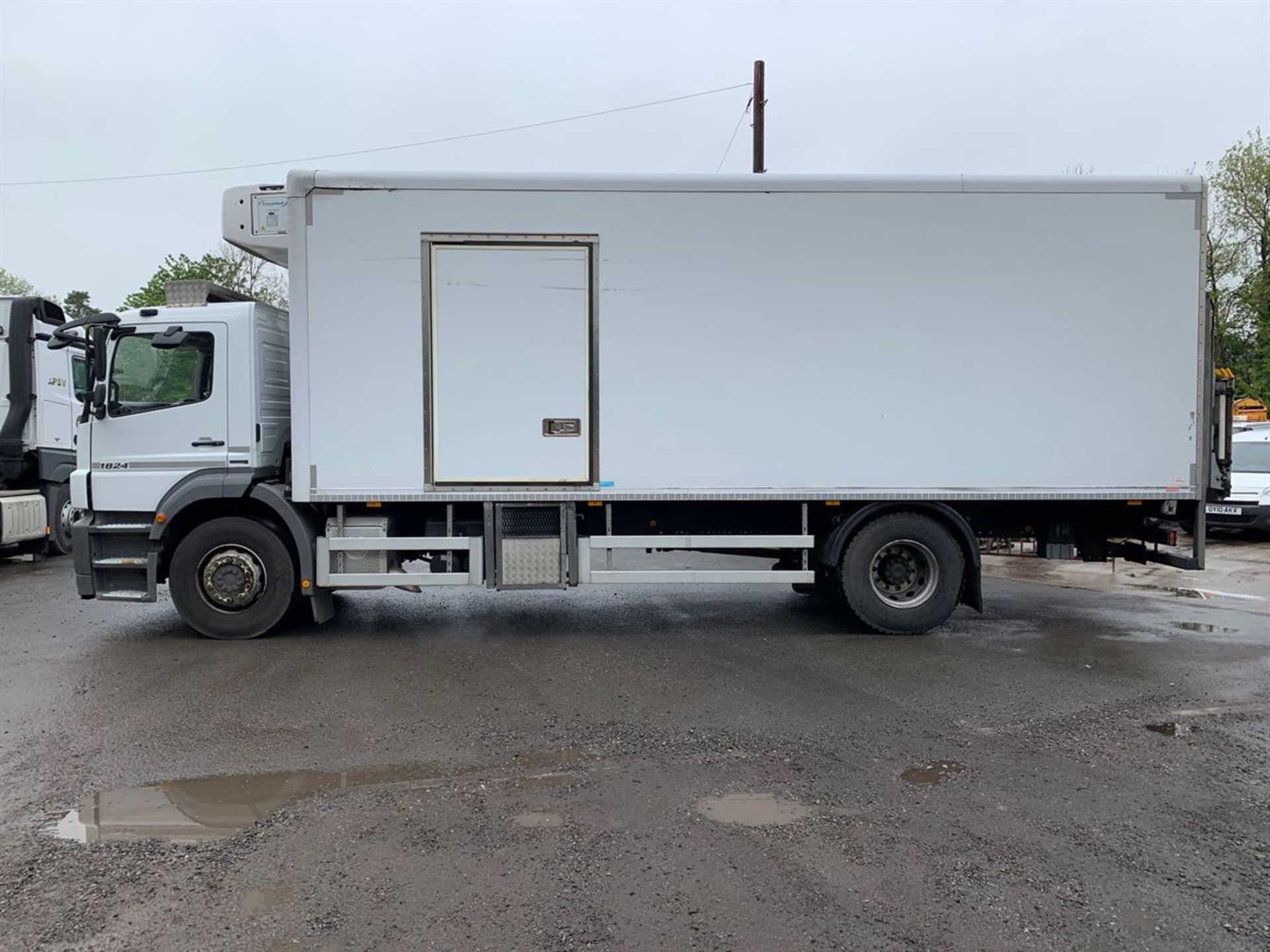 2013 Mercedes Axor 18-24 Fridge Truck 18T Euro 5 - Rear Tail Lift - Image 3 of 20