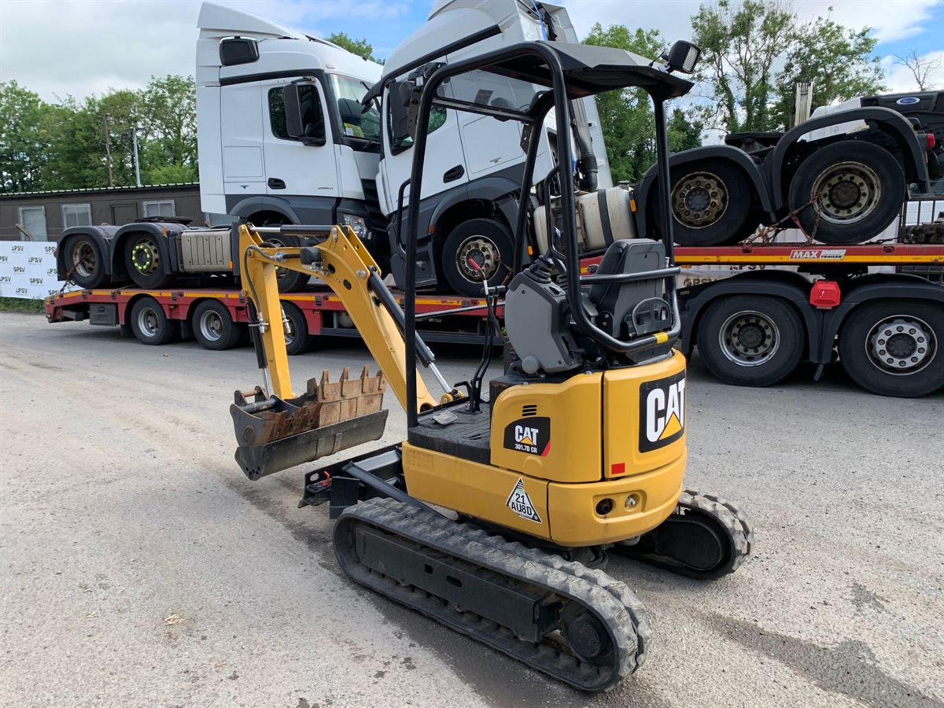 2018 CAT 301.7 Mini Digger ONLY 450hrs - Expanding Tracks, Quick Hitch, 3 Buckets - Image 3 of 14