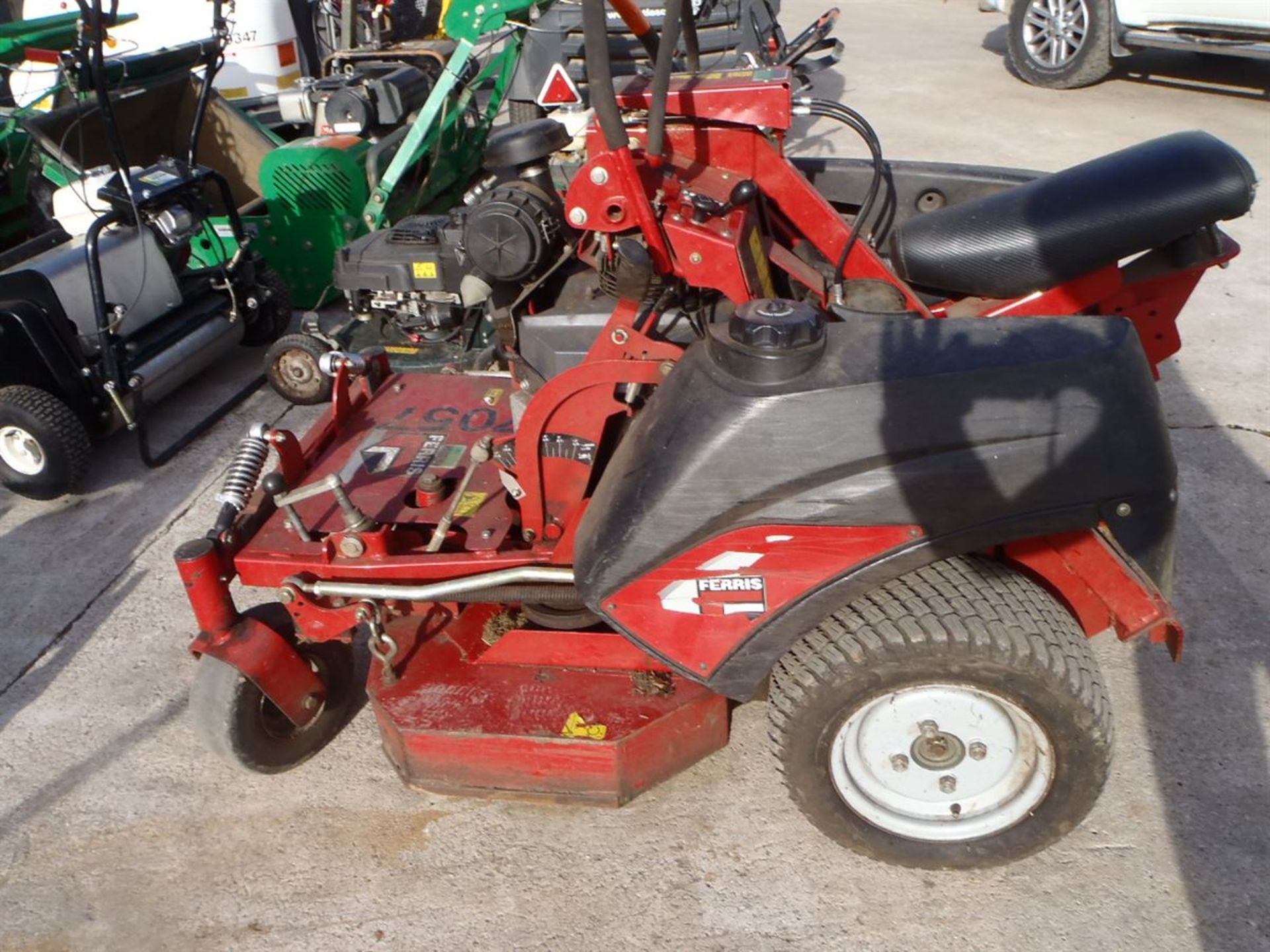 Ferris Evolution Ride on Petrol Zero Turn Mower - Ex Council - Image 5 of 7