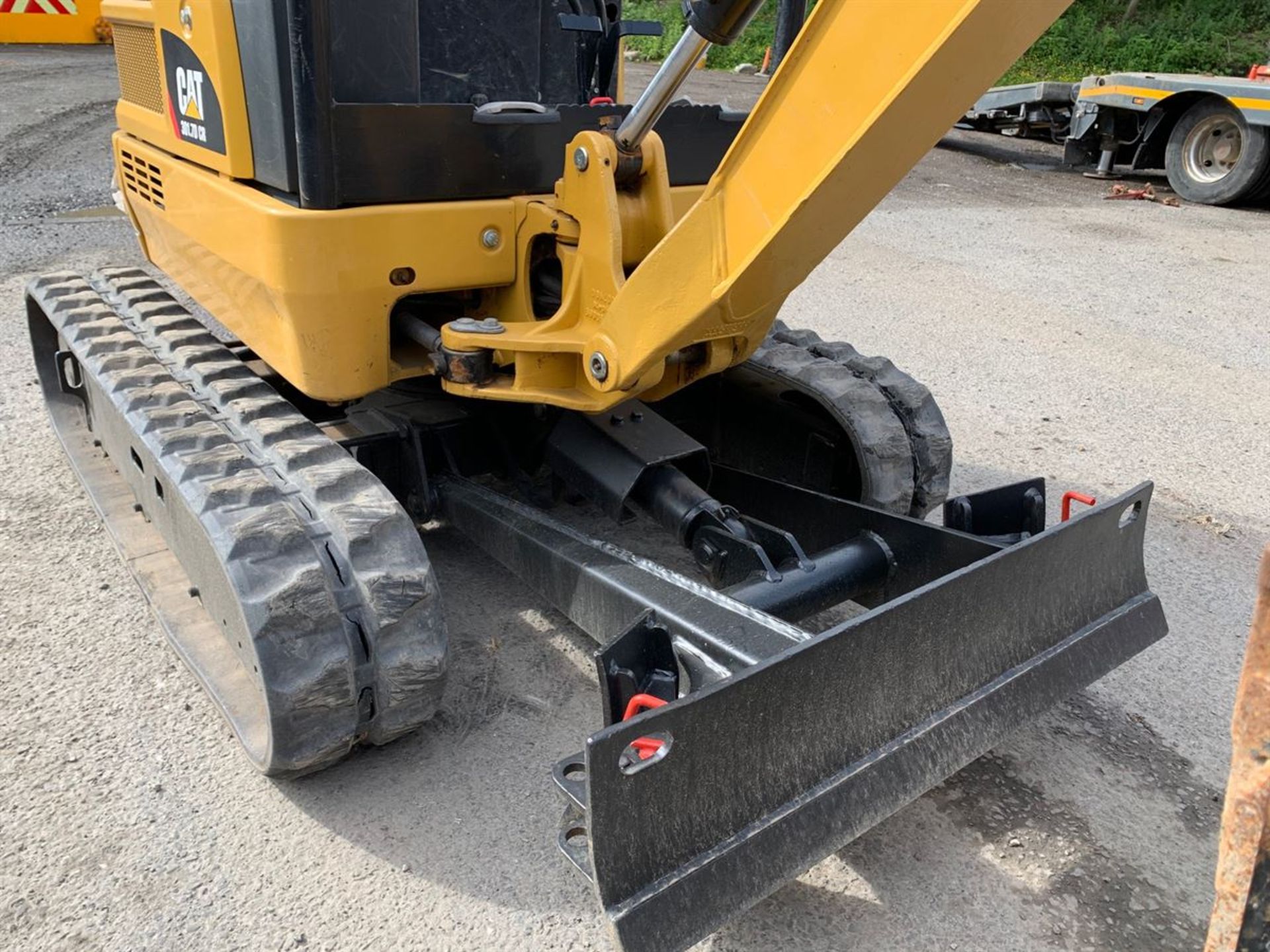 2018 CAT 301.7 Mini Digger ONLY 450hrs - Expanding Tracks, Quick Hitch, 3 Buckets - Image 10 of 14