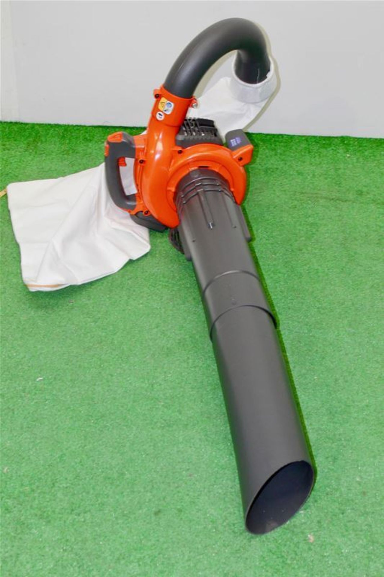 Husqvarna Petrol Blower/Vac 28cc - Bild 2 aus 4