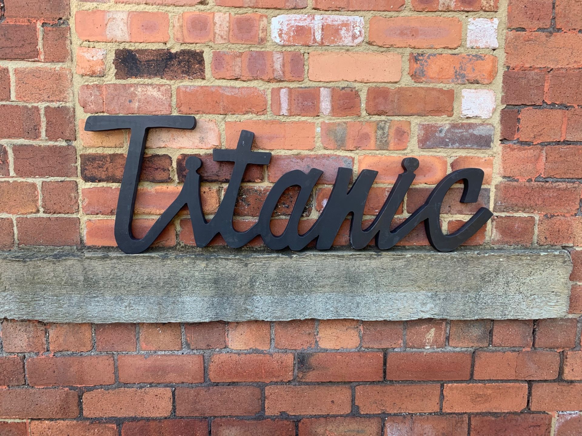 TITANIC WOODEN DECORATIVE SHOP SIGN