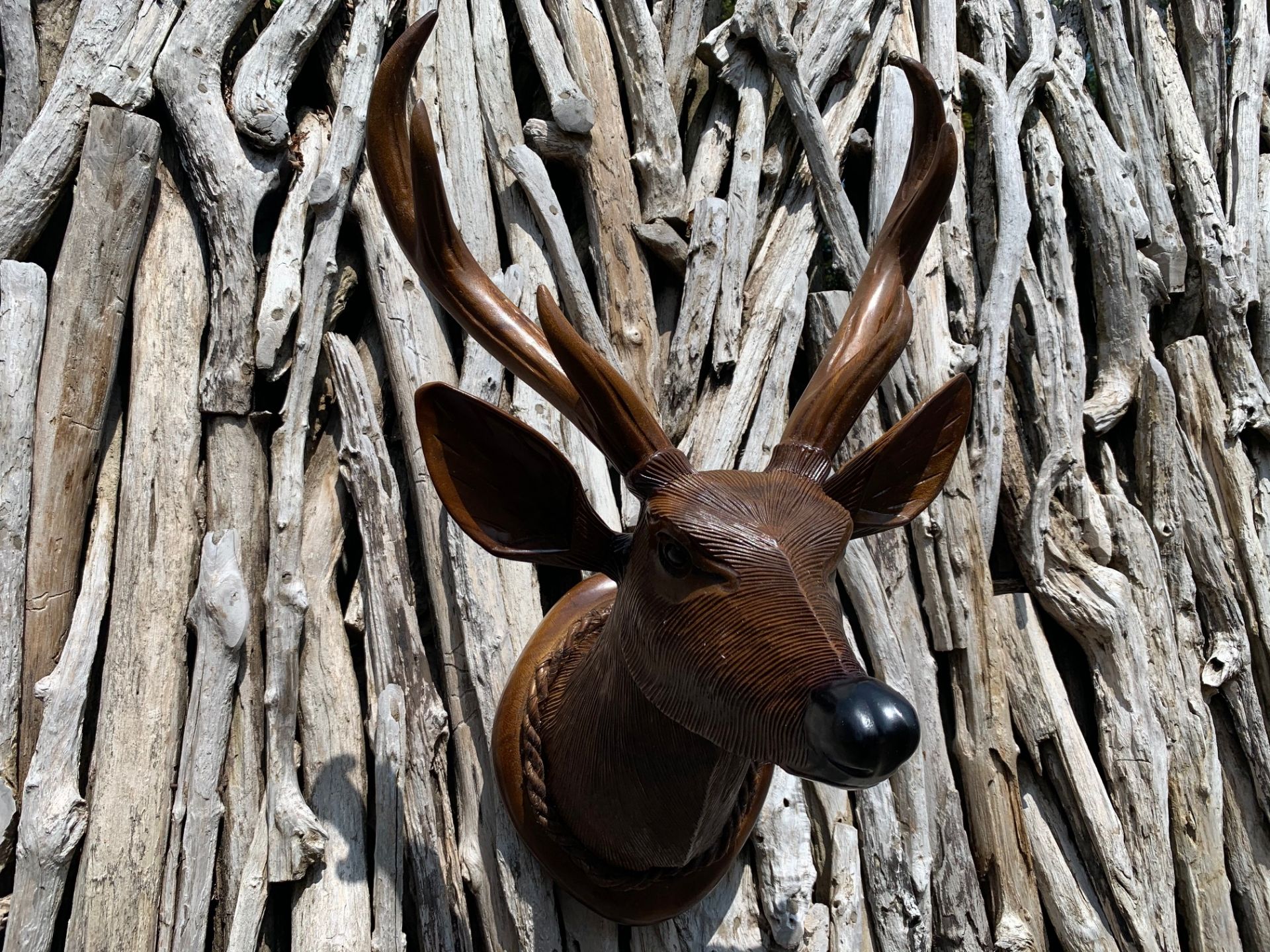 HAND MADE WOODEN DEER HEAD AND ANTLERS