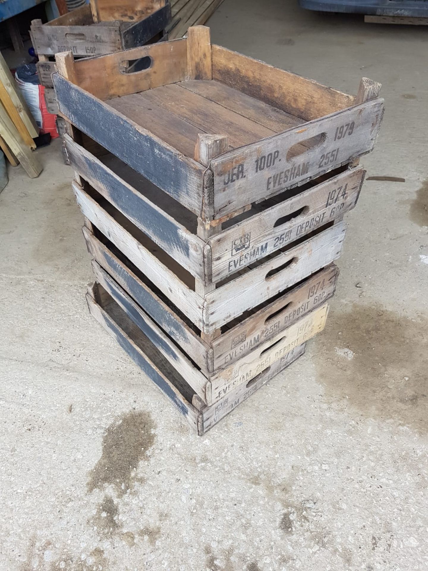 5 X OLD WOODEN APPLE BOXES