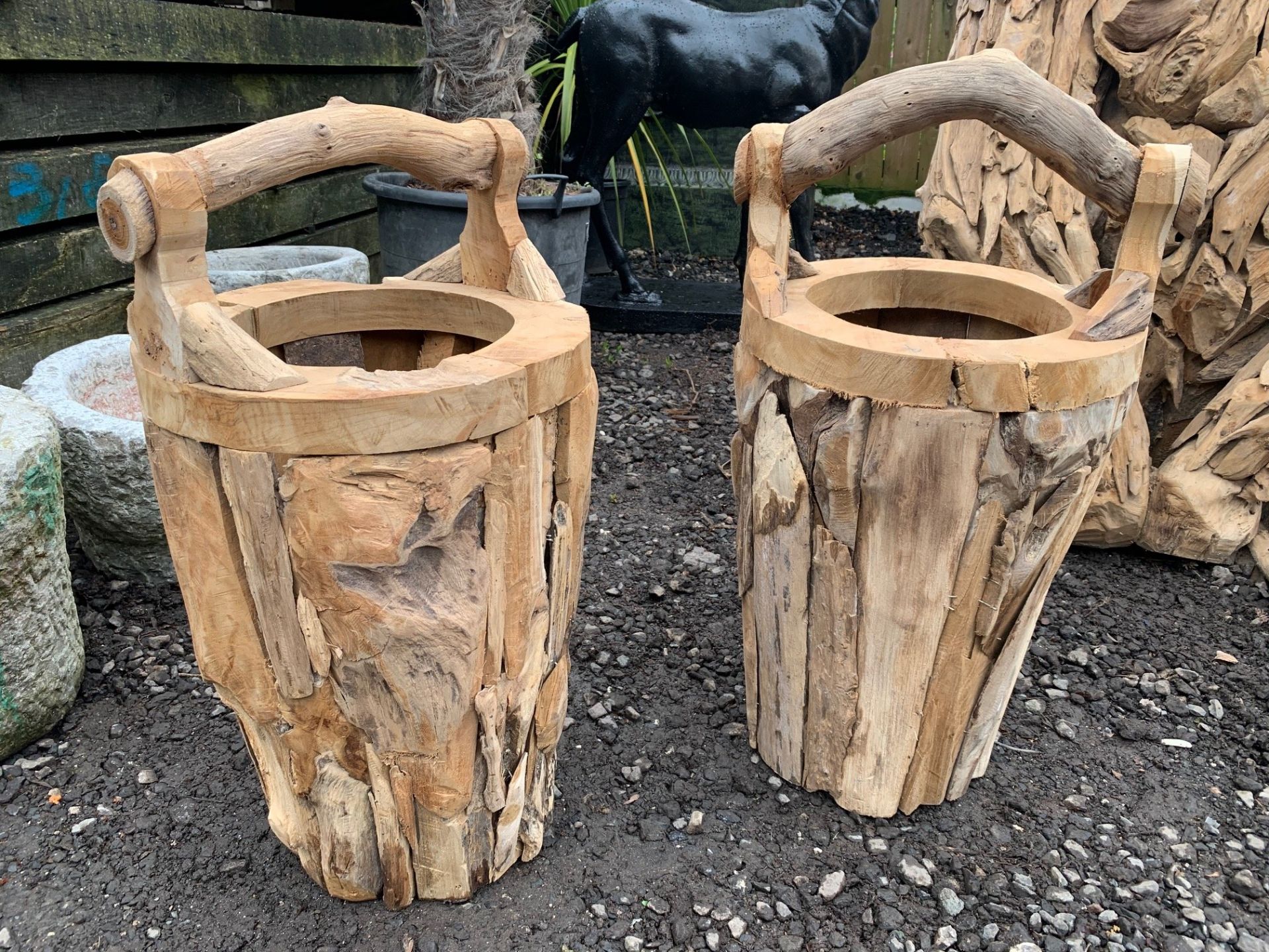 1 X LARGE HEAVY DRIFTWOOD WISHING WELL BUCKET WITH HANDLE