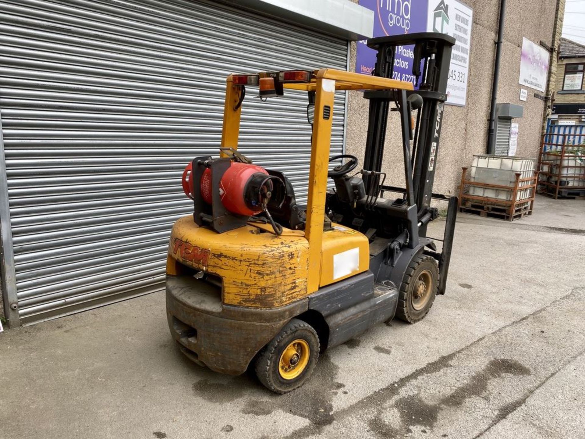 1999 TCM FG25N5T 2.5T LPG COUNTER BALANCE FORK TRUCK - Image 6 of 13