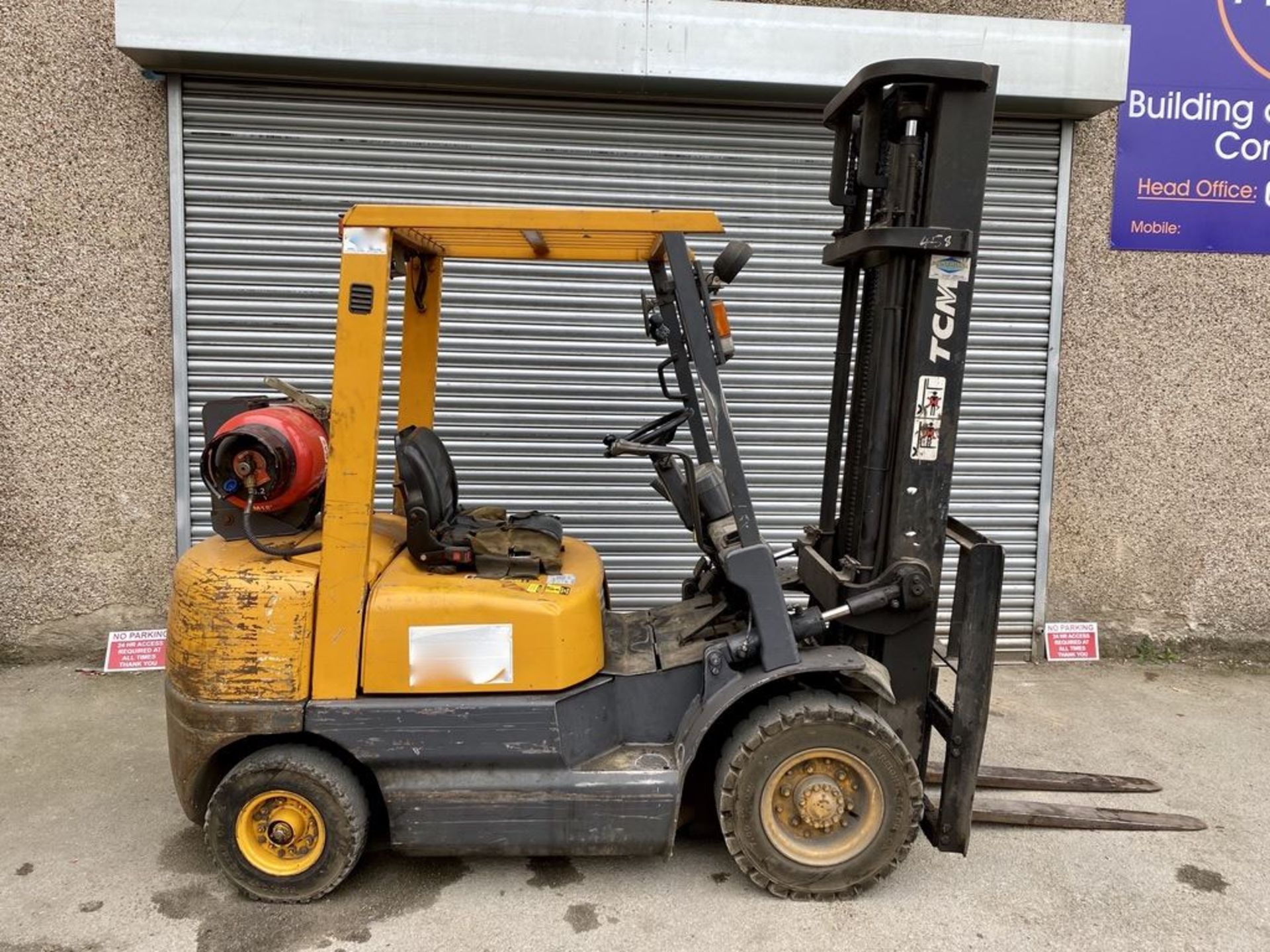 1999 TCM FG25N5T 2.5T LPG COUNTER BALANCE FORK TRUCK