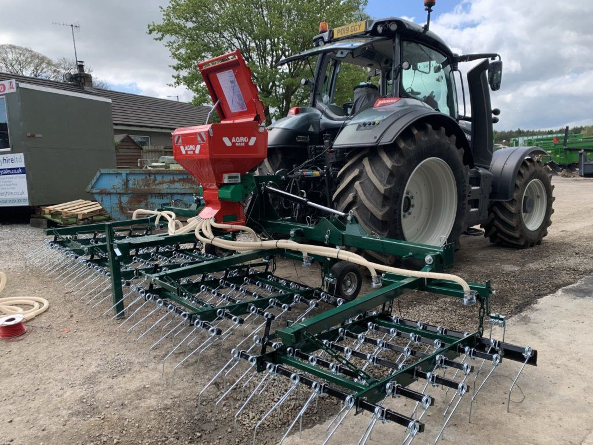 Klimza weeder harrow 6m with seeder KL03 - Image 3 of 3