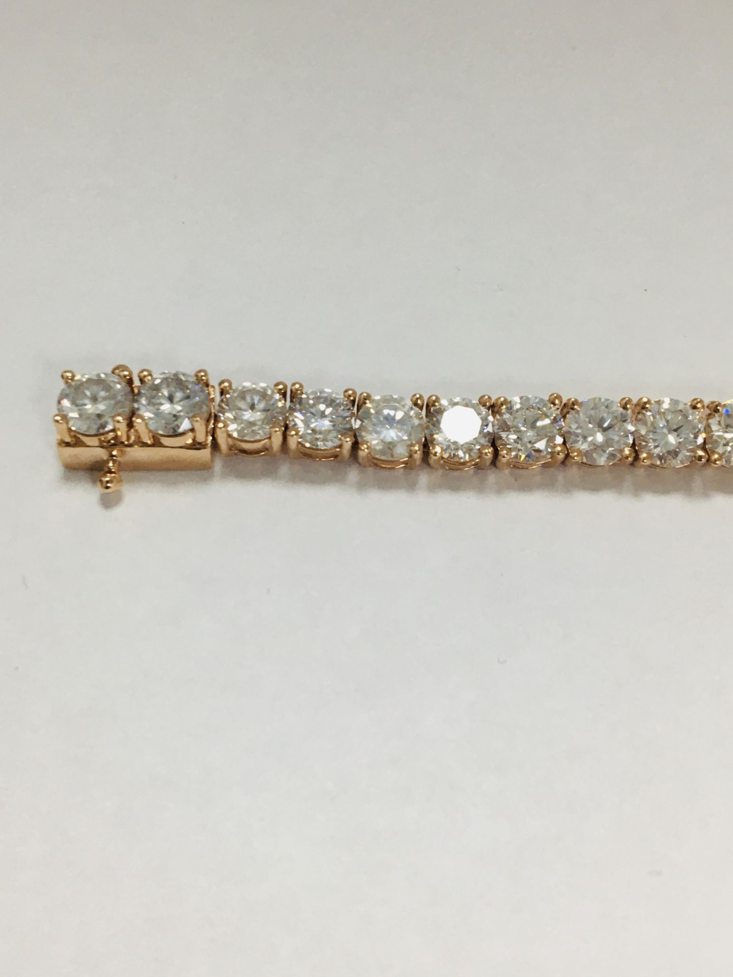 14Ct Rose Gold Diamond Tennis Bracelet - Image 10 of 20