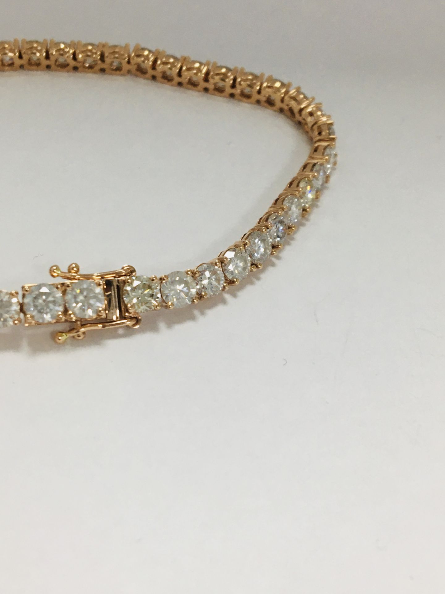 14Ct Rose Gold Diamond Tennis Bracelet - Image 5 of 20