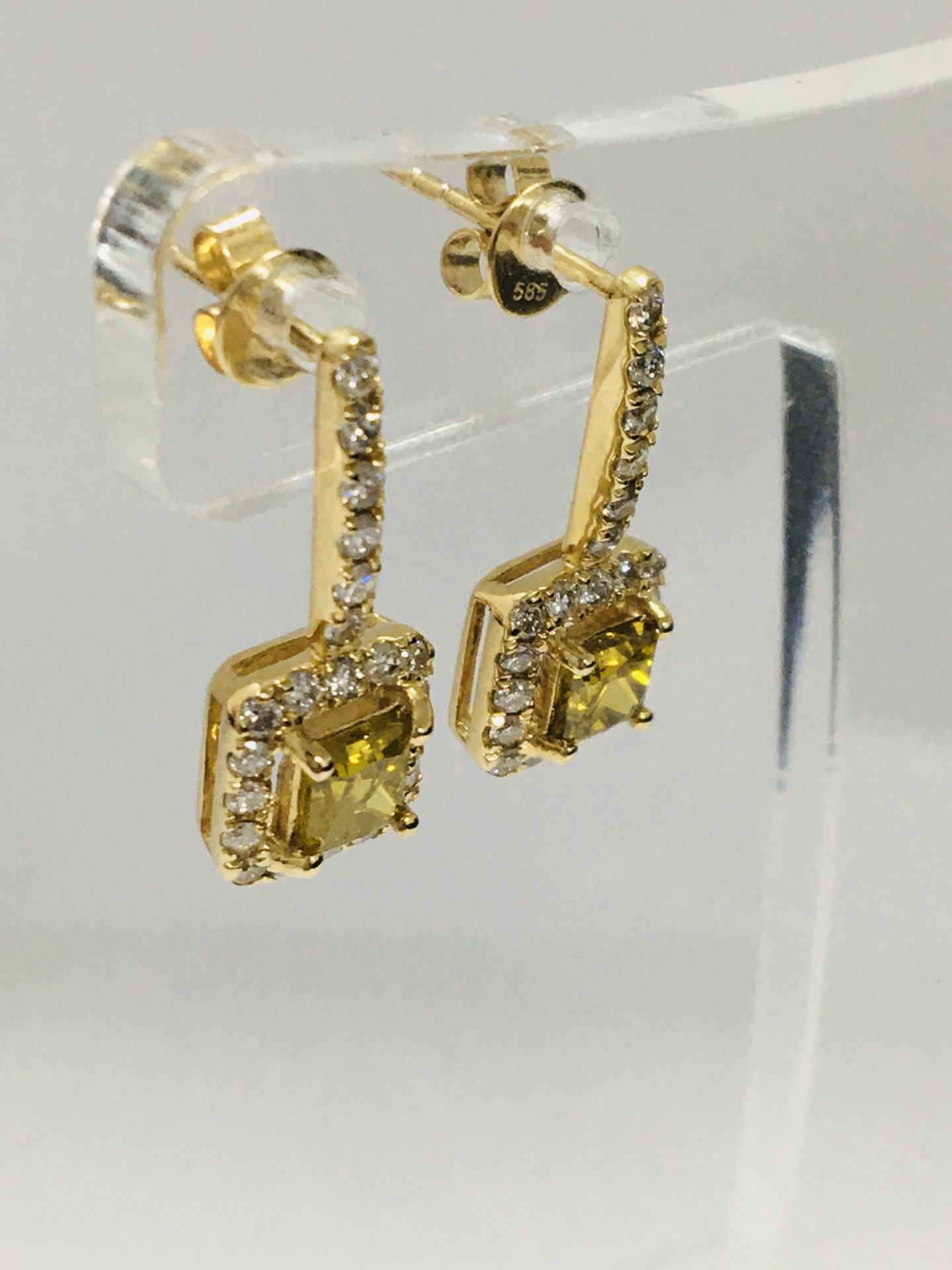 14Ct Yellow Gold Diamond Drop Earrings - Image 8 of 11