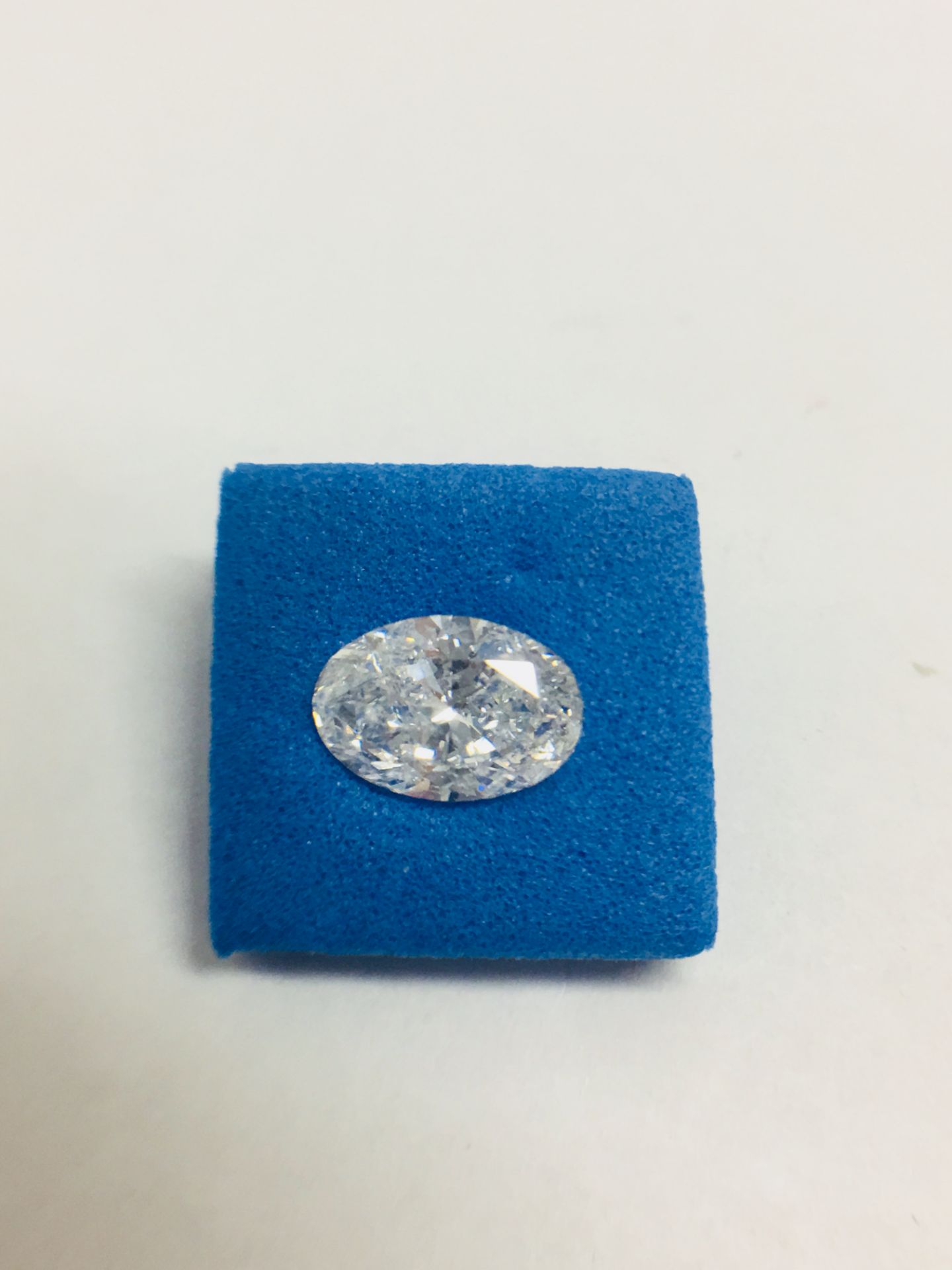 1Ct Oval Cut Diamond