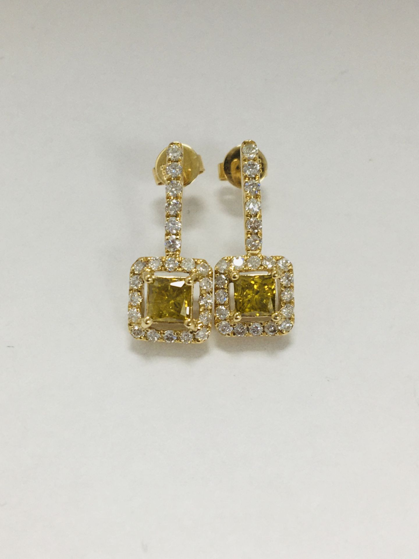 14Ct Yellow Gold Diamond Drop Earrings