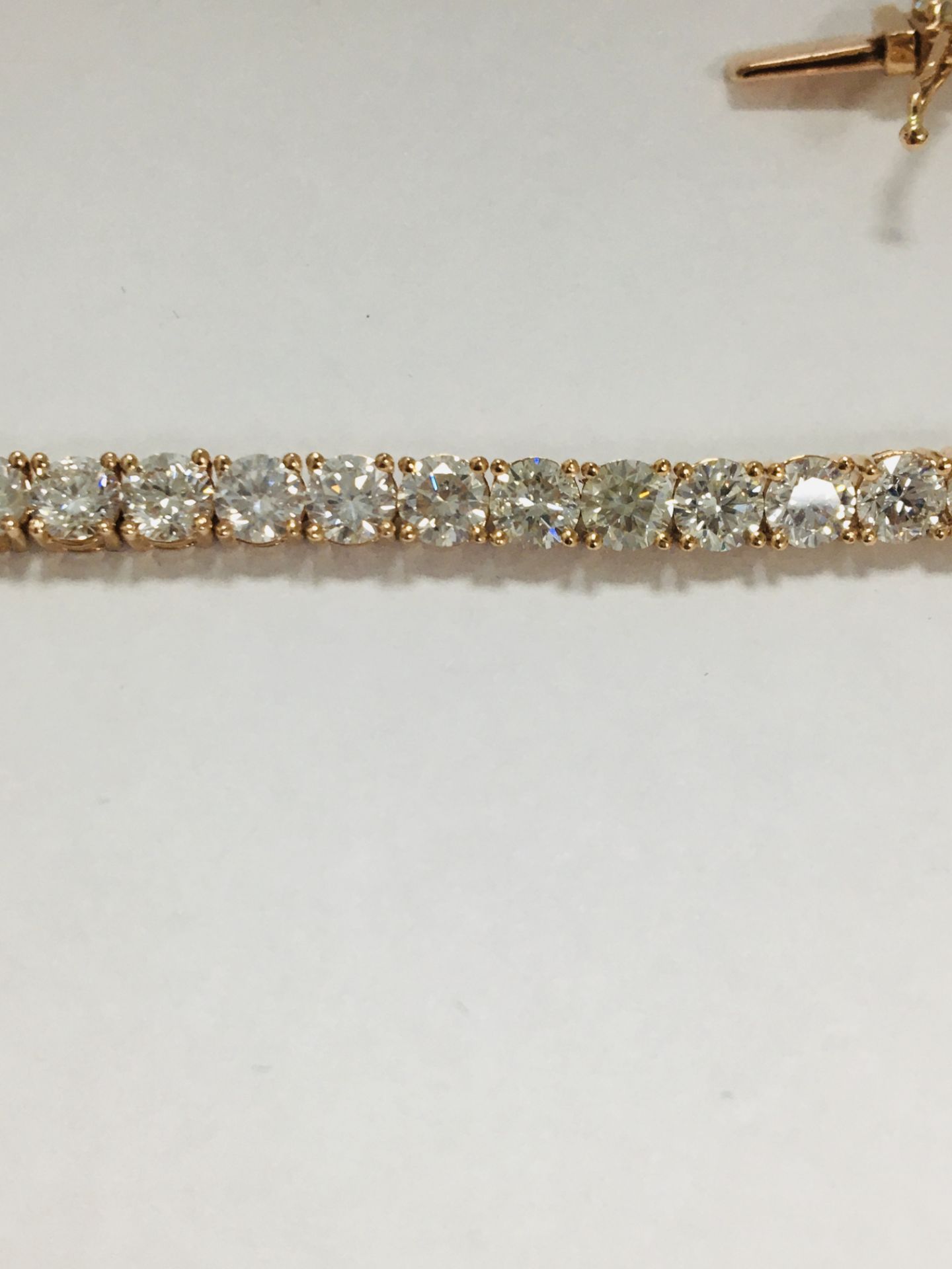 14Ct Rose Gold Diamond Tennis Bracelet - Image 11 of 20