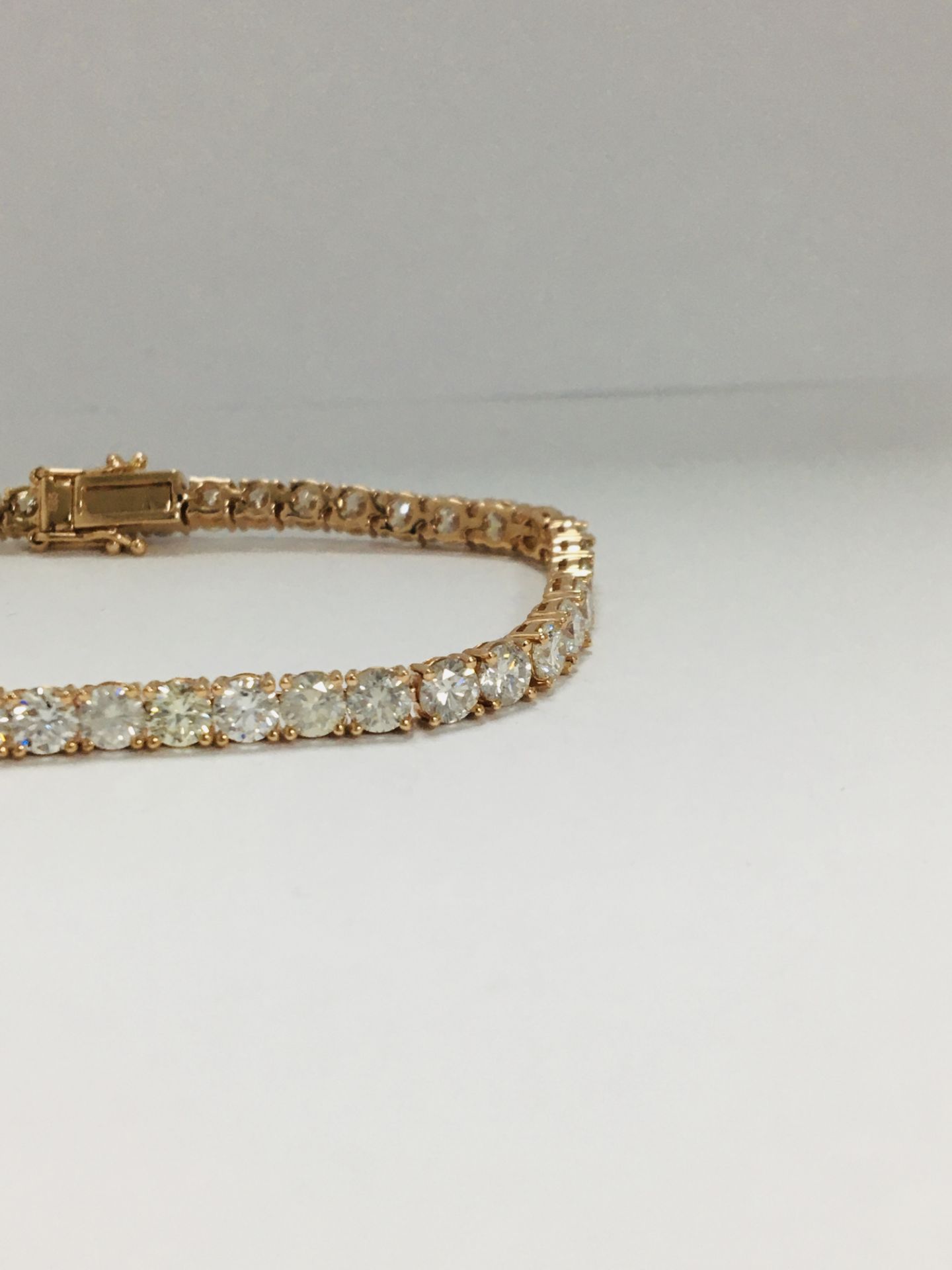 14Ct Rose Gold Diamond Tennis Bracelet - Image 2 of 20