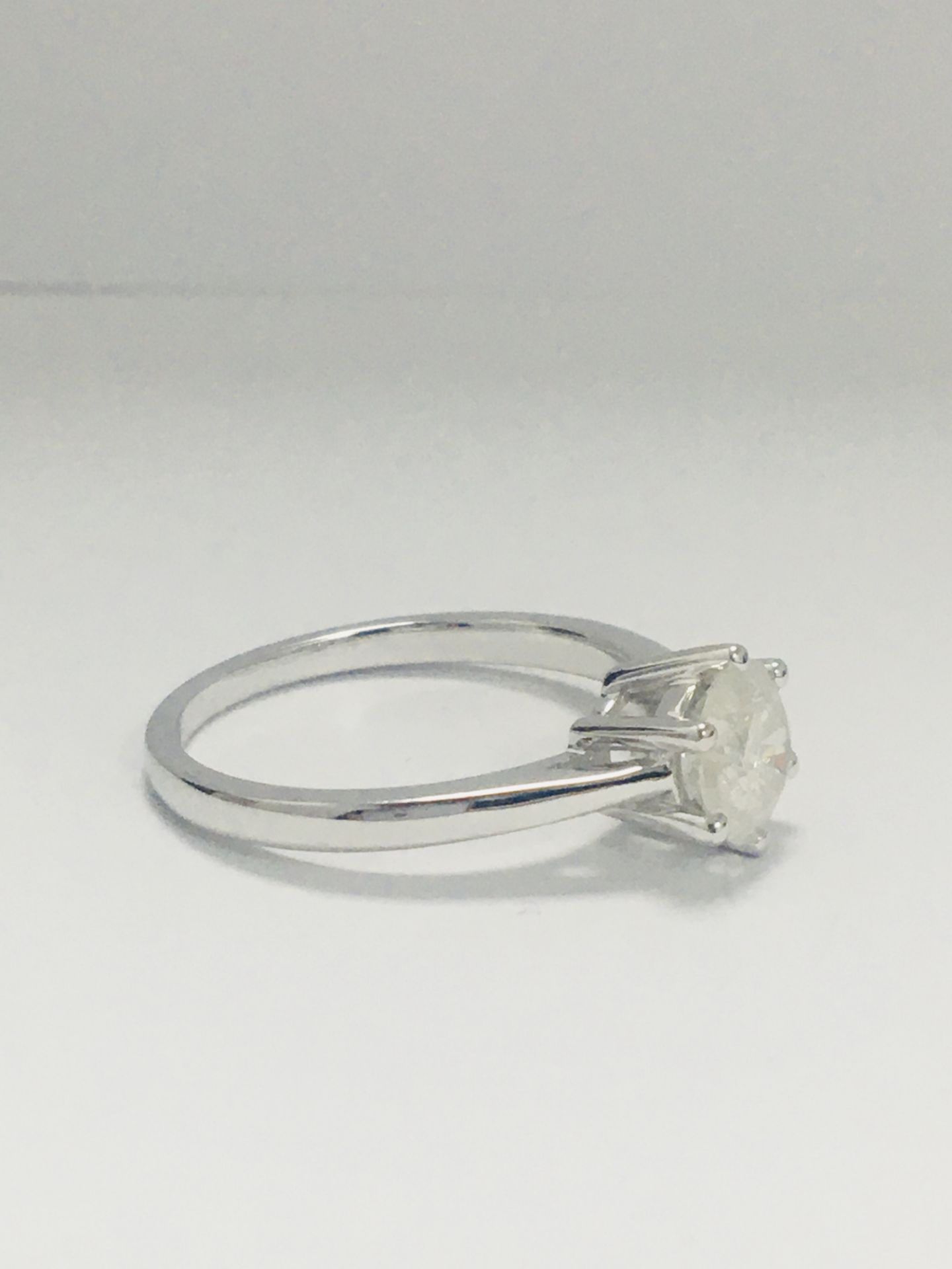 14Ct White Gold Diamond Solitaire Ring - Image 7 of 10