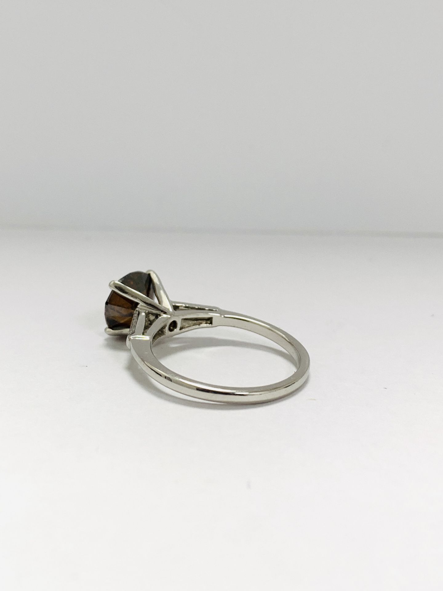 900 Platinum Ring - Image 4 of 11