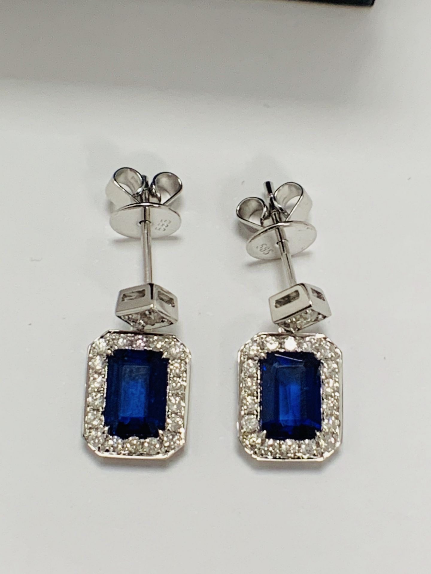 14K White Gold Pair Of Earrings - Image 7 of 10