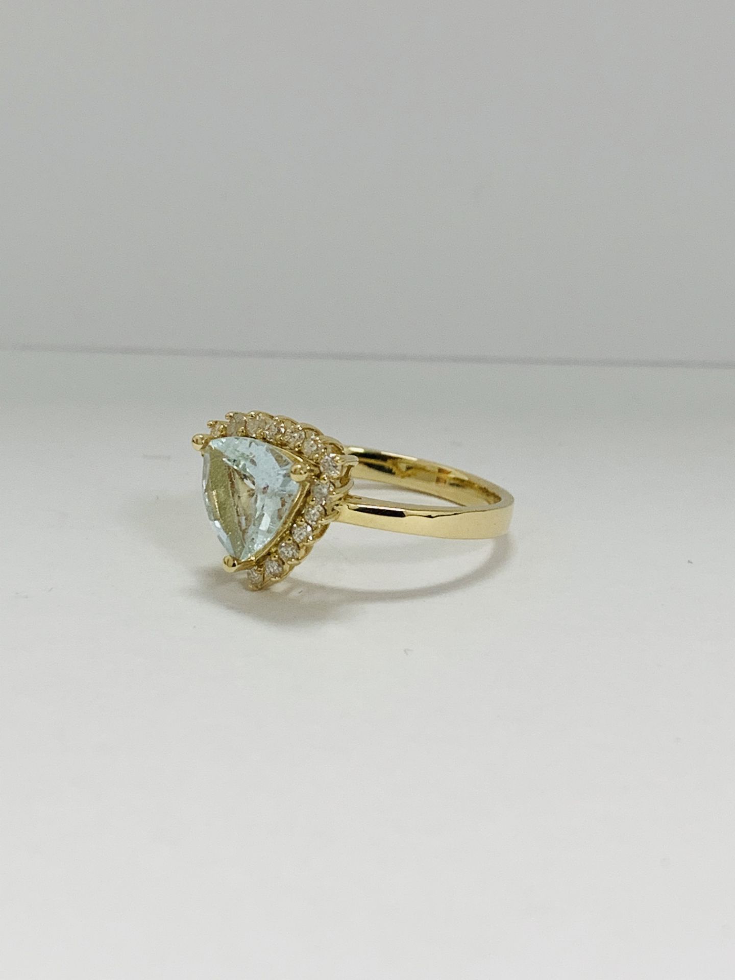 14K Yellow Gold Ring - Image 2 of 11